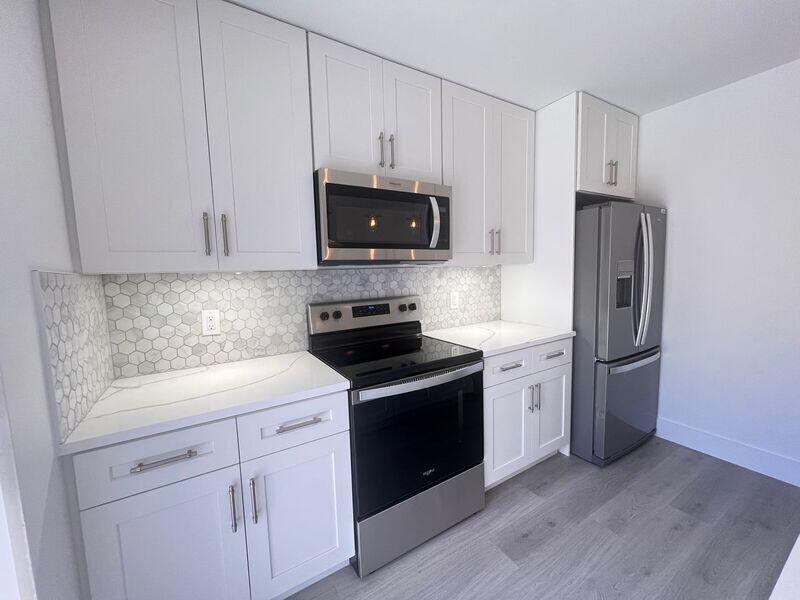 5714 57th Way Property Photo 19