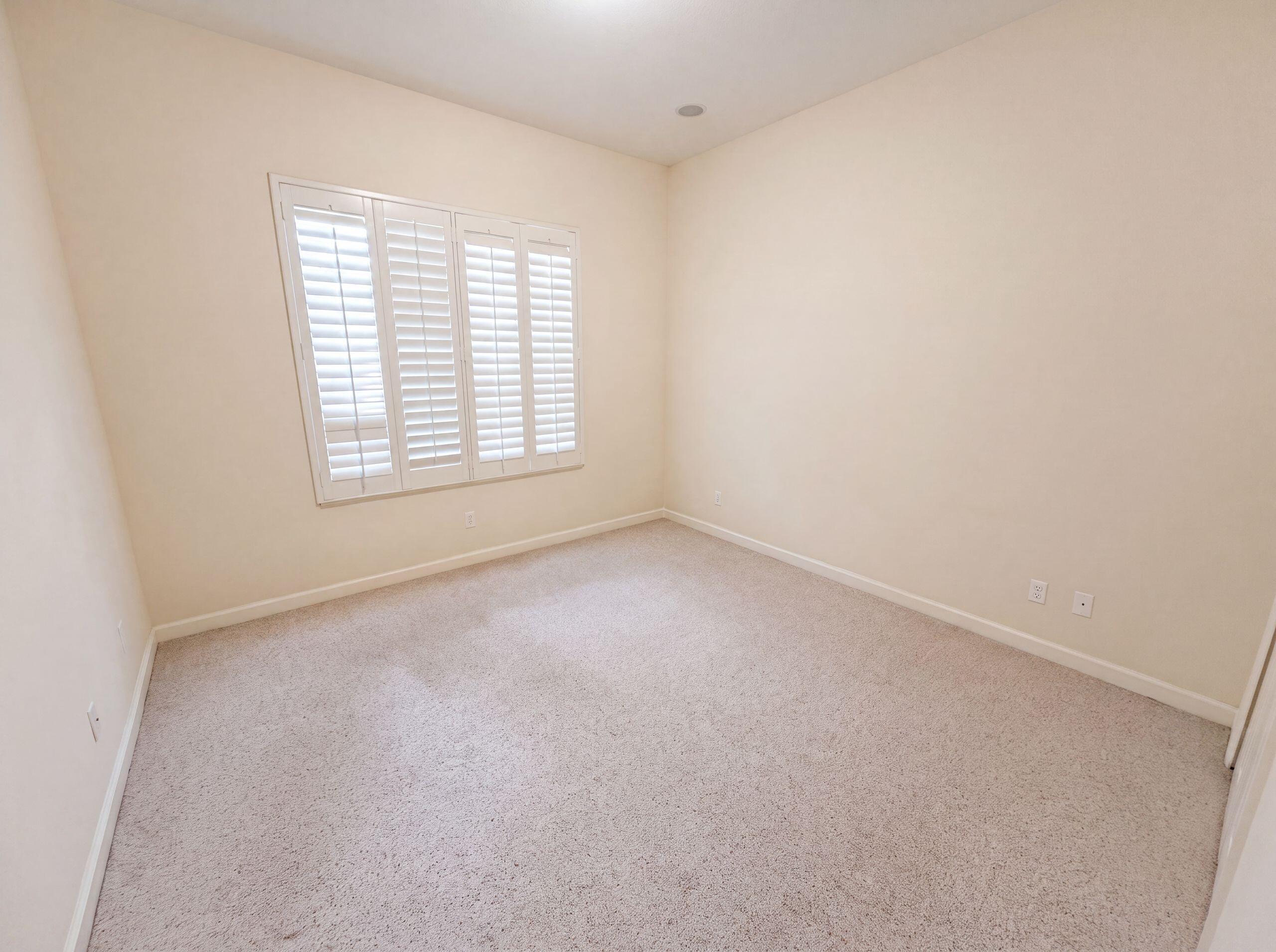 424 Dover Property Photo 13