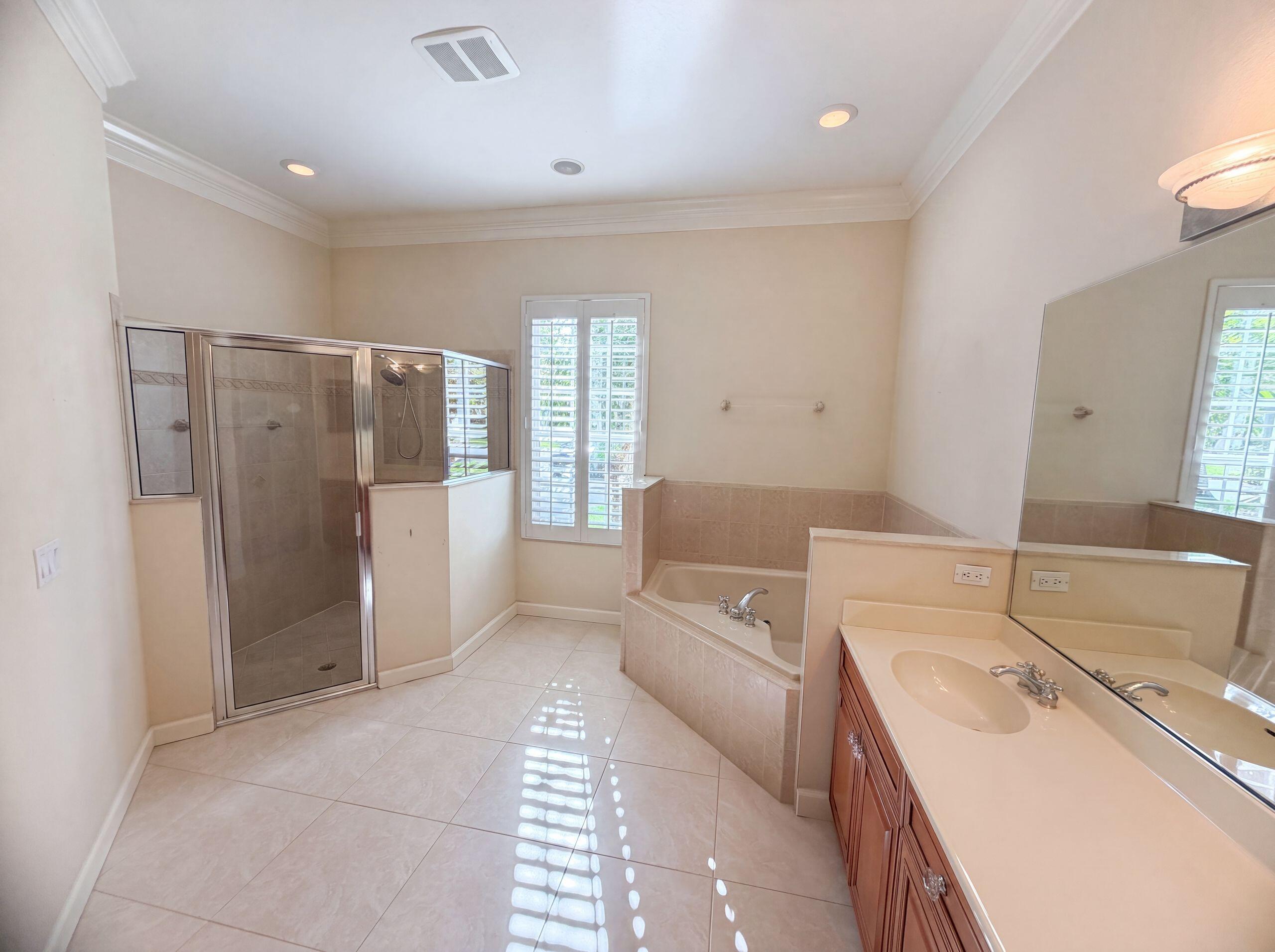 424 Dover Property Photo 22
