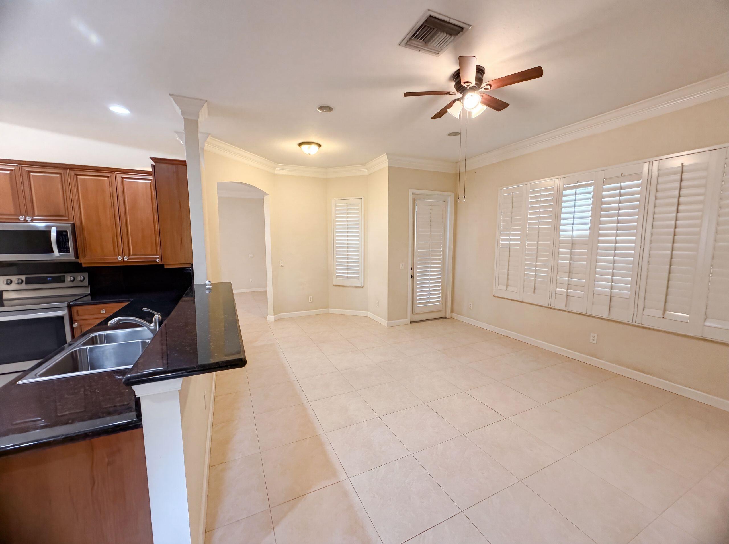 424 Dover Property Photo 24