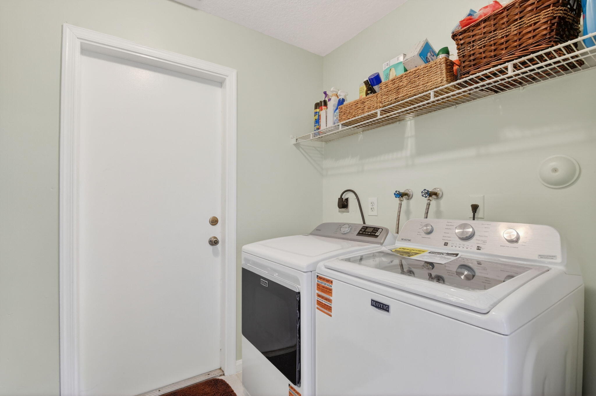 1080 Salmon Isle Property Photo 32
