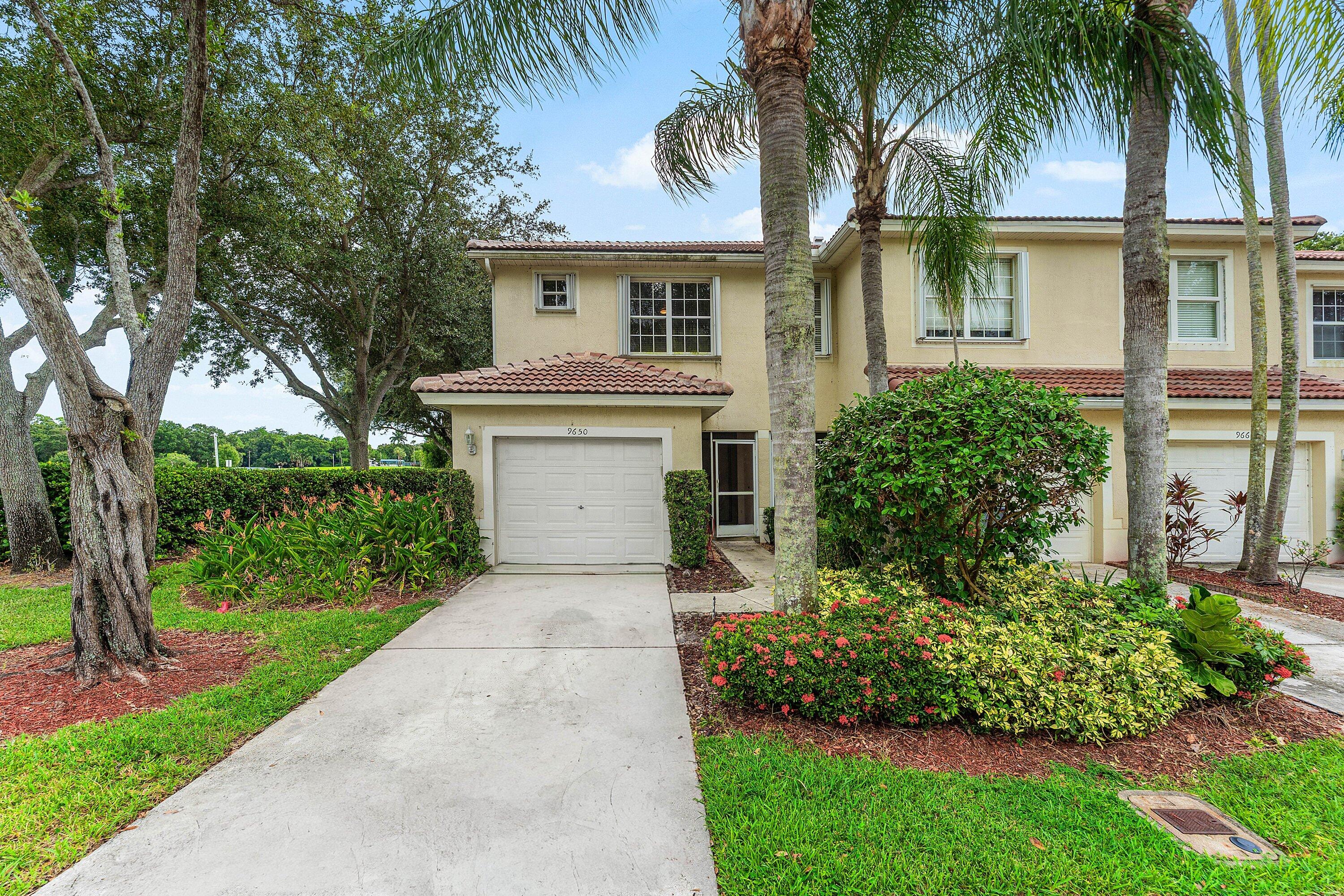 9650 Lago Drive Property Photo 1