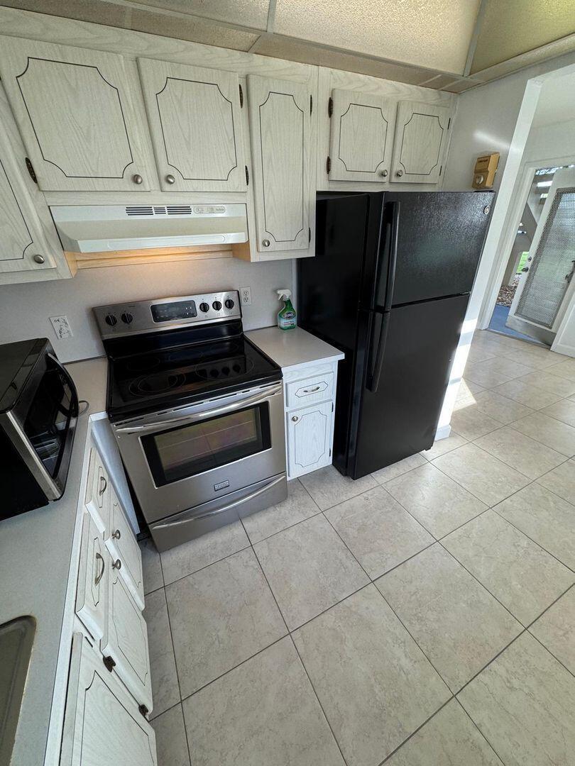 201 Brittany E Property Photo 5