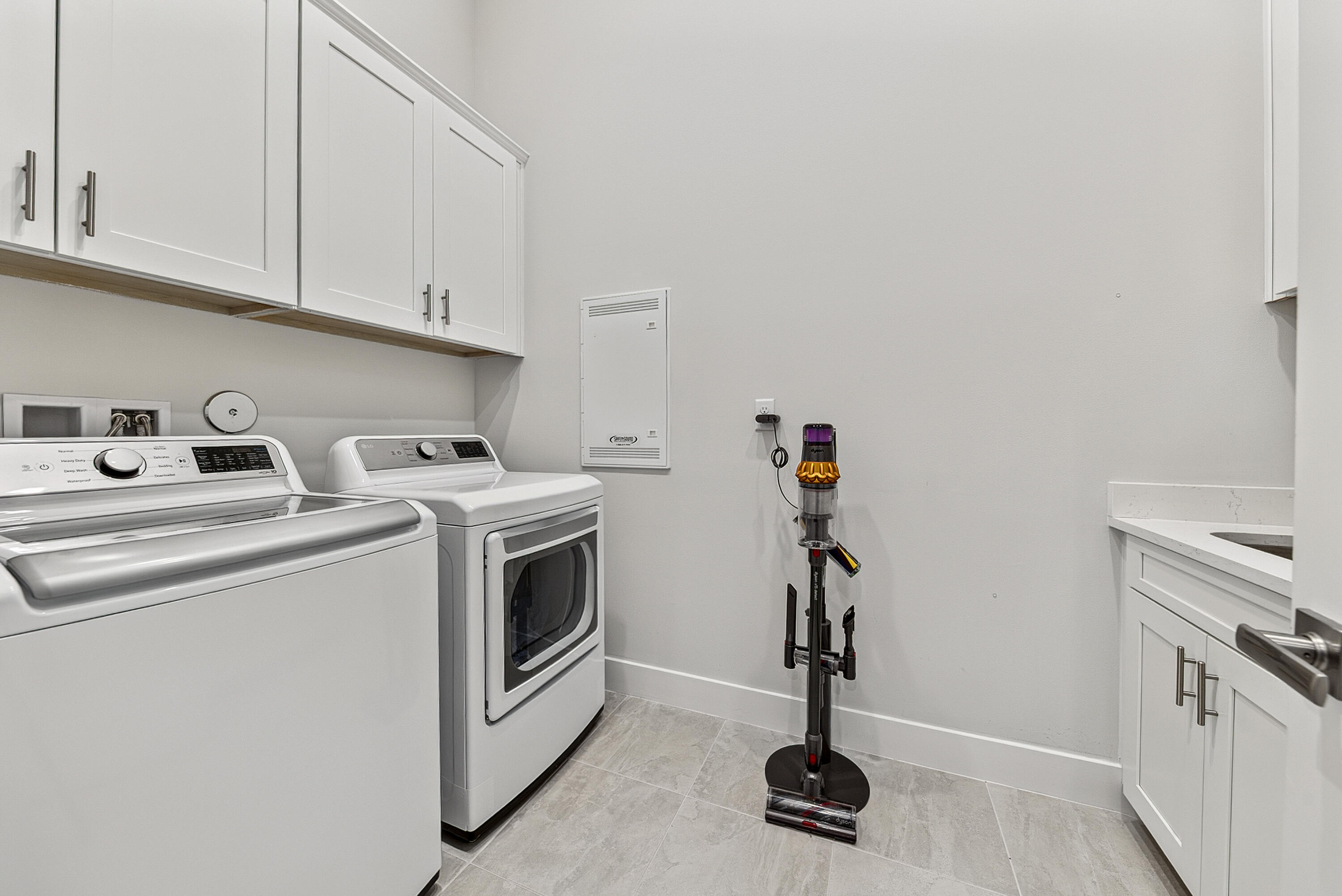 8047 Juniper Drive Property Photo 43