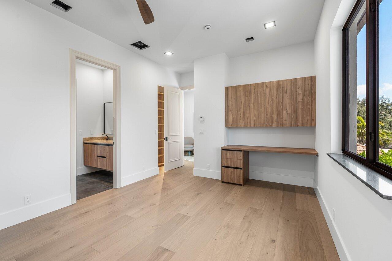 17931 Lake Azure Way Property Photo 48