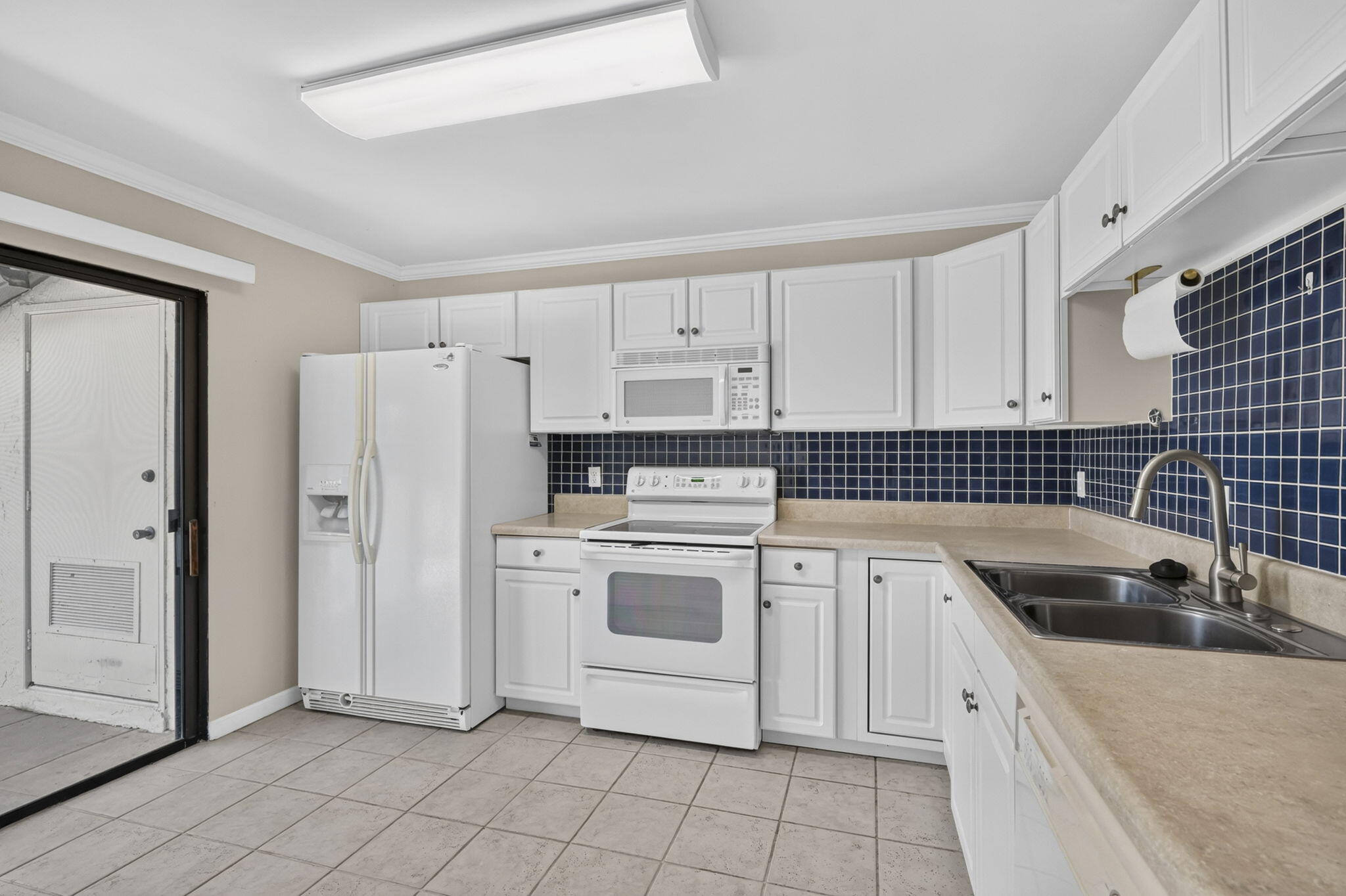 184 Mastic Tree Court Property Photo 10