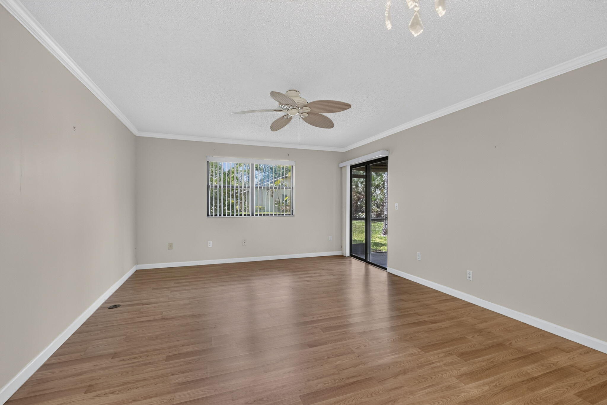 184 Mastic Tree Court Property Photo 16