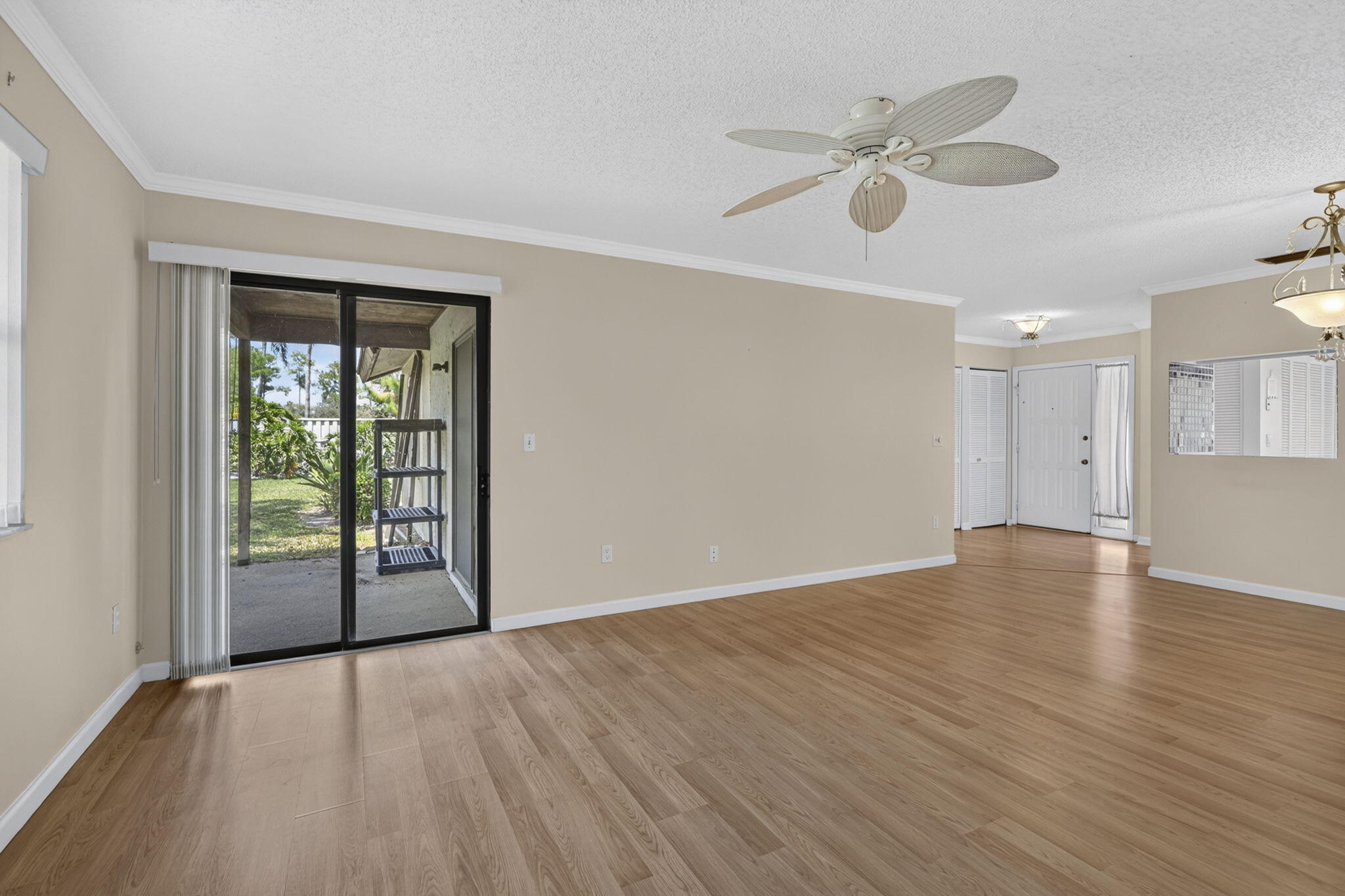 184 Mastic Tree Court Property Photo 19