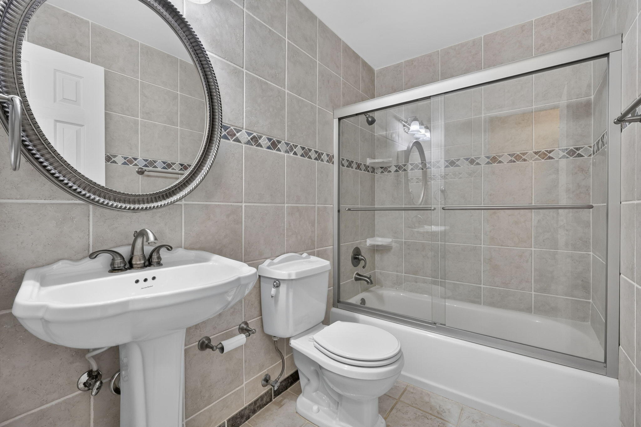 184 Mastic Tree Court Property Photo 25