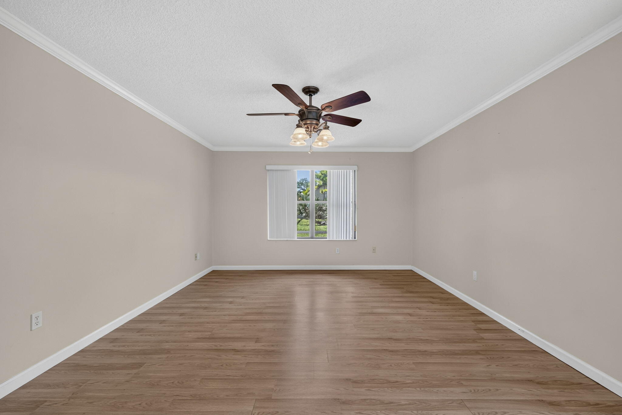 184 Mastic Tree Court Property Photo 28
