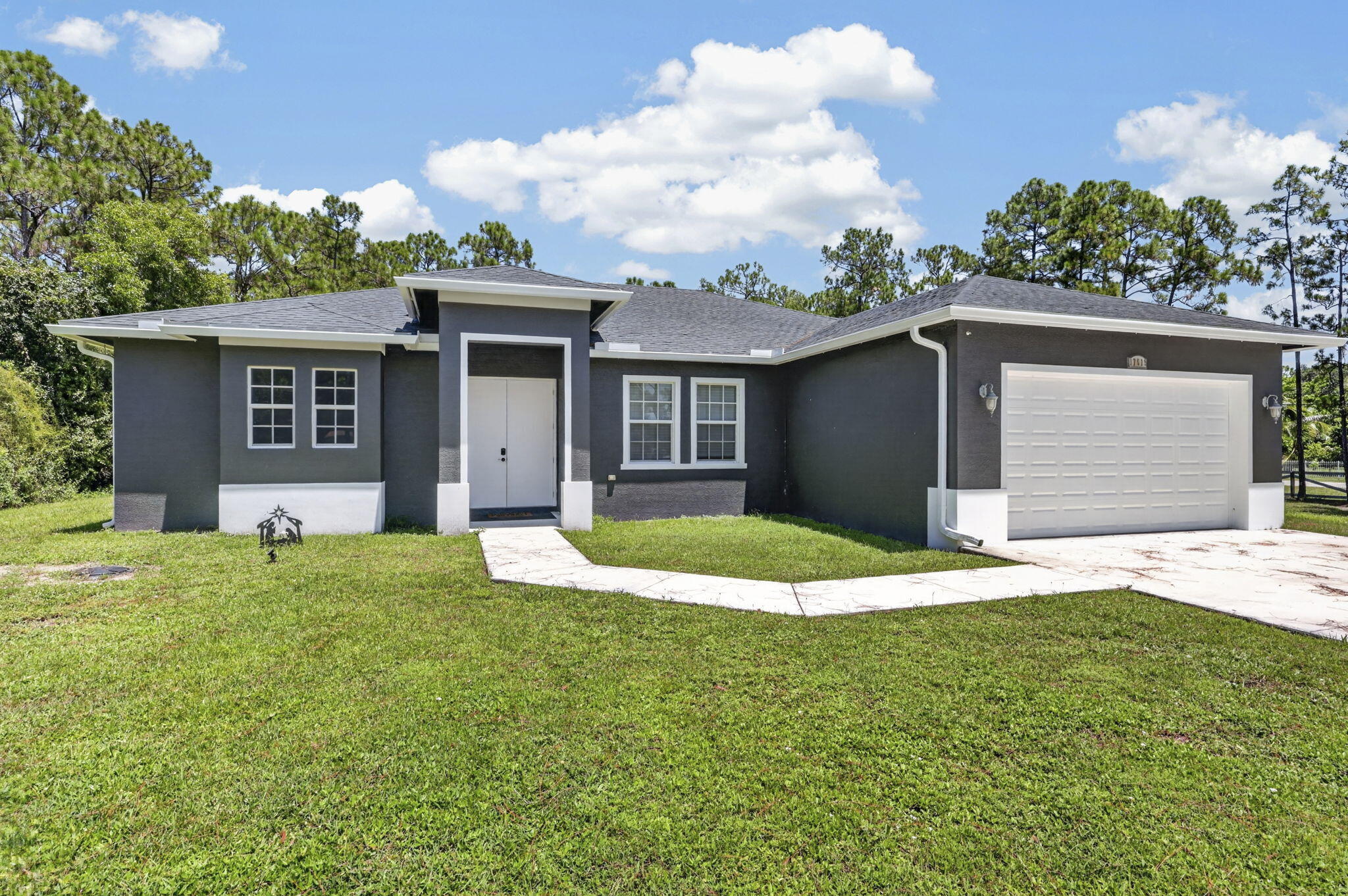 17519 Tangerine Boulevard Property Photo 1