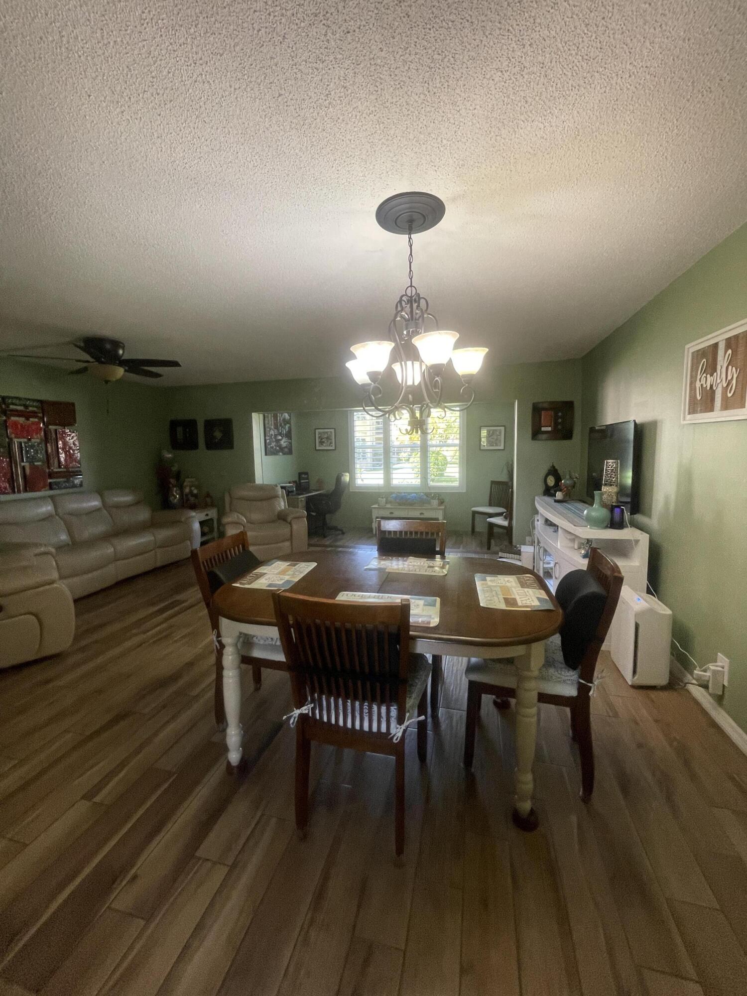 702 Lori Drive 195 Property Photo 3