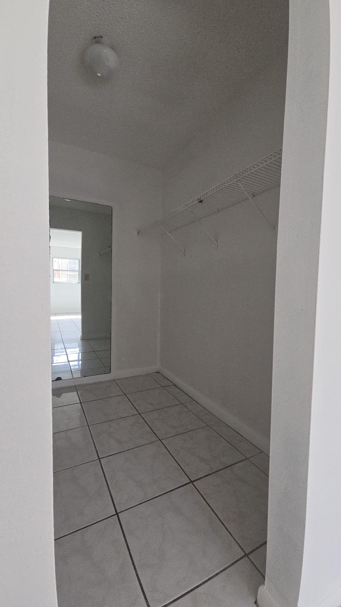 3600 Nw 21st Street 203 Property Photo 10