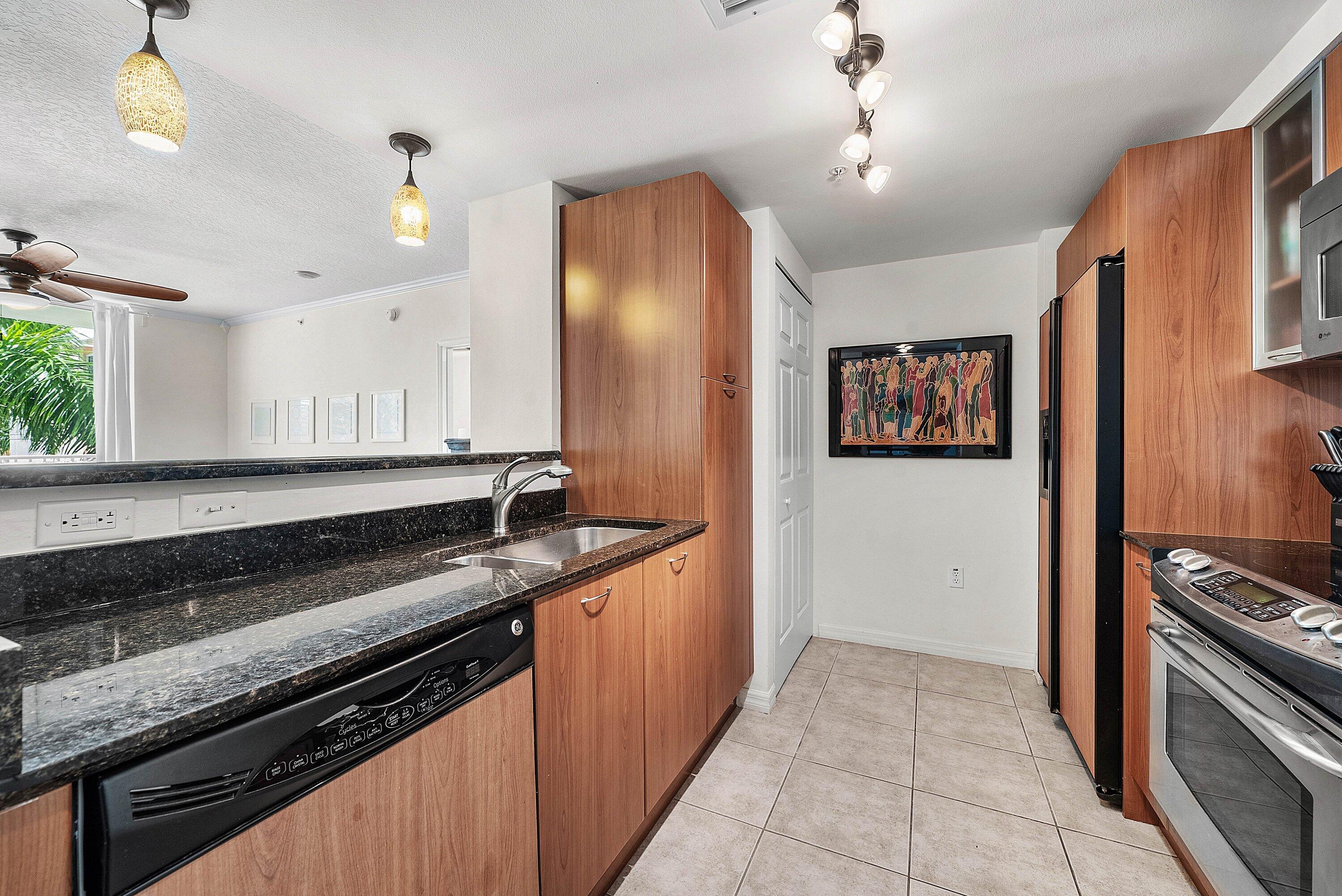 625 Casa Loma Boulevard 508 Property Photo 10