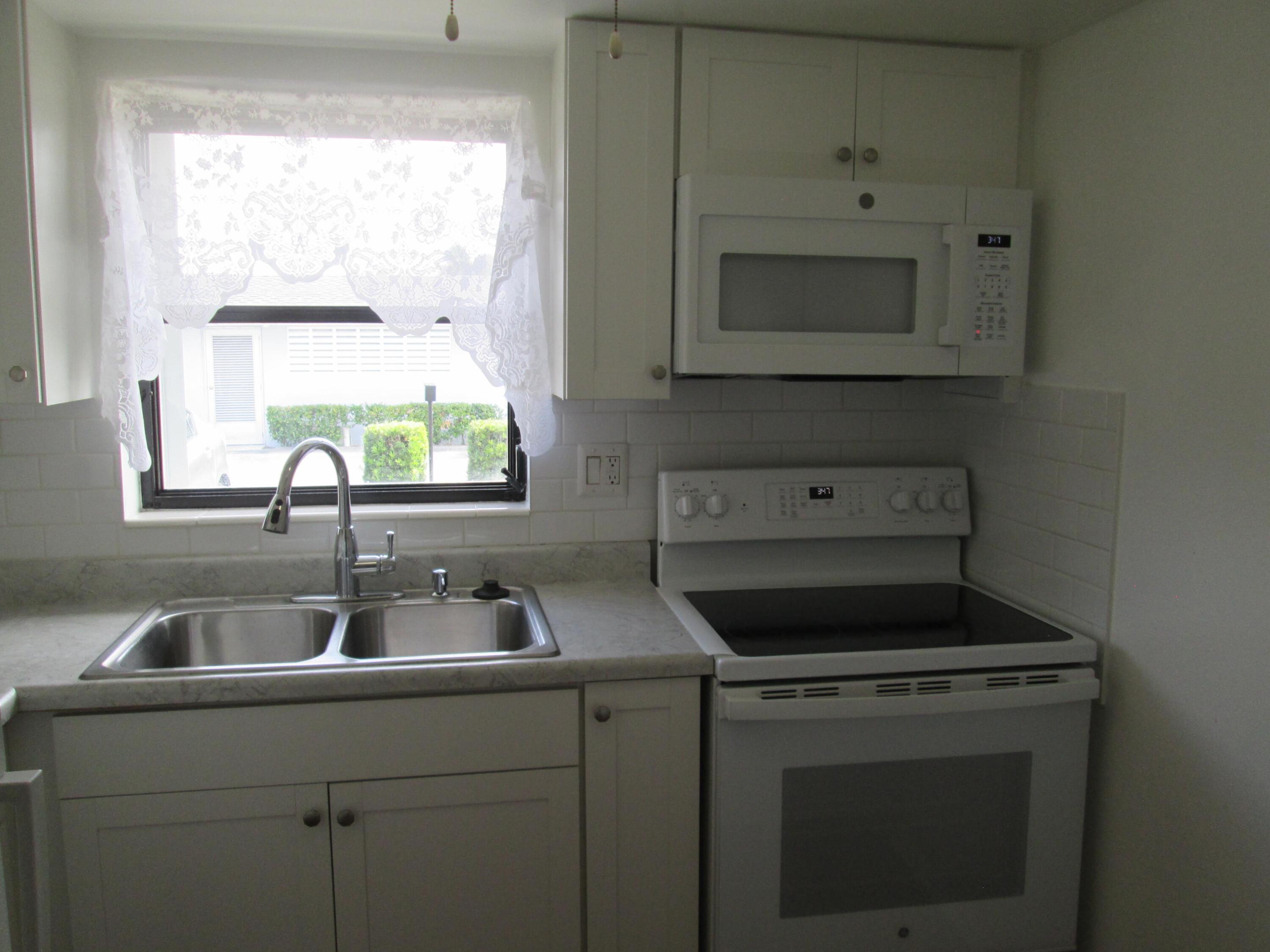 2611 W Barkley Drive W E Property Photo 3