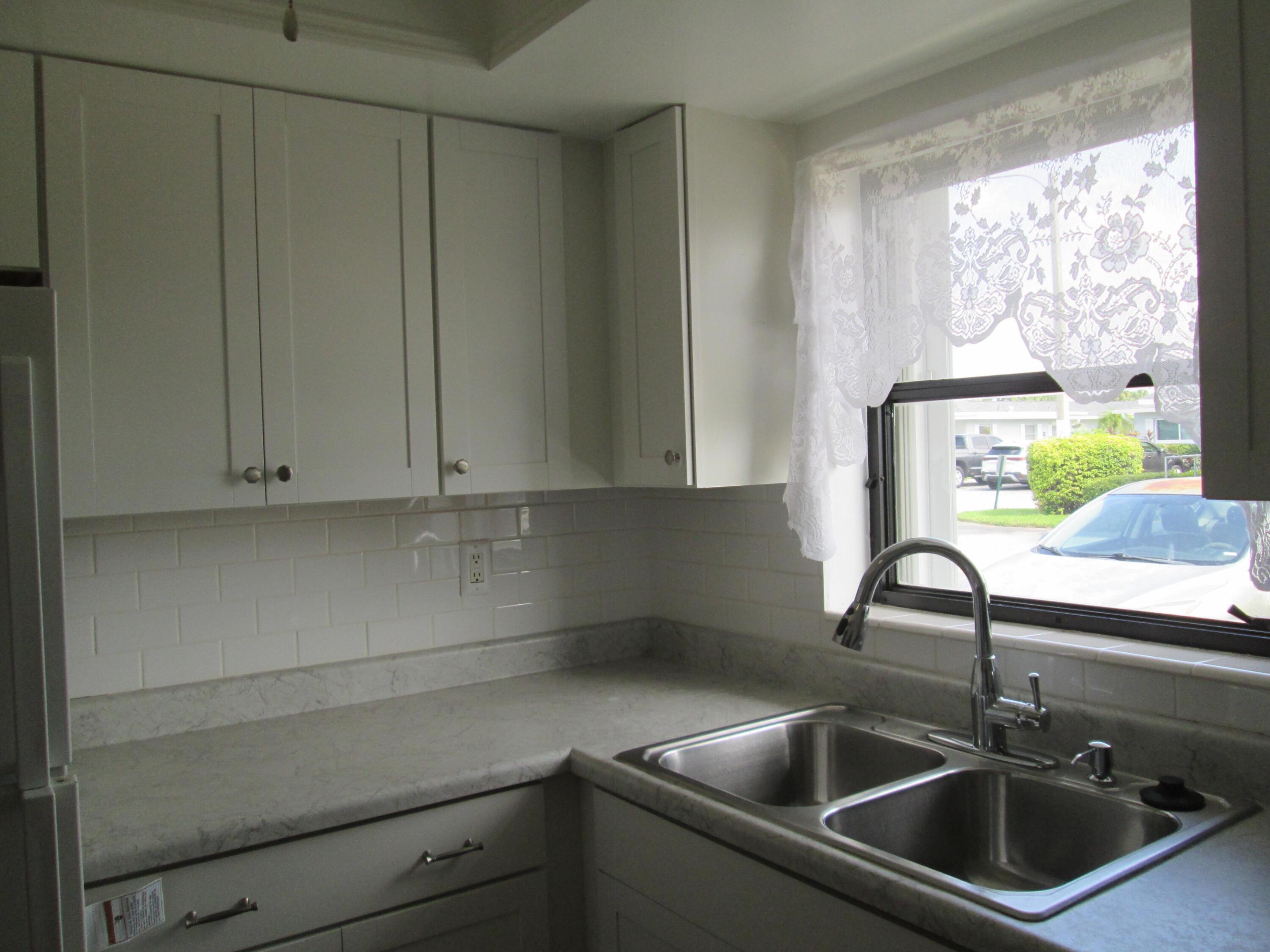 2611 W Barkley Drive W E Property Photo 5