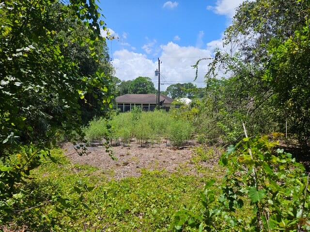 1762 Sw Cochran Street Property Photo 3