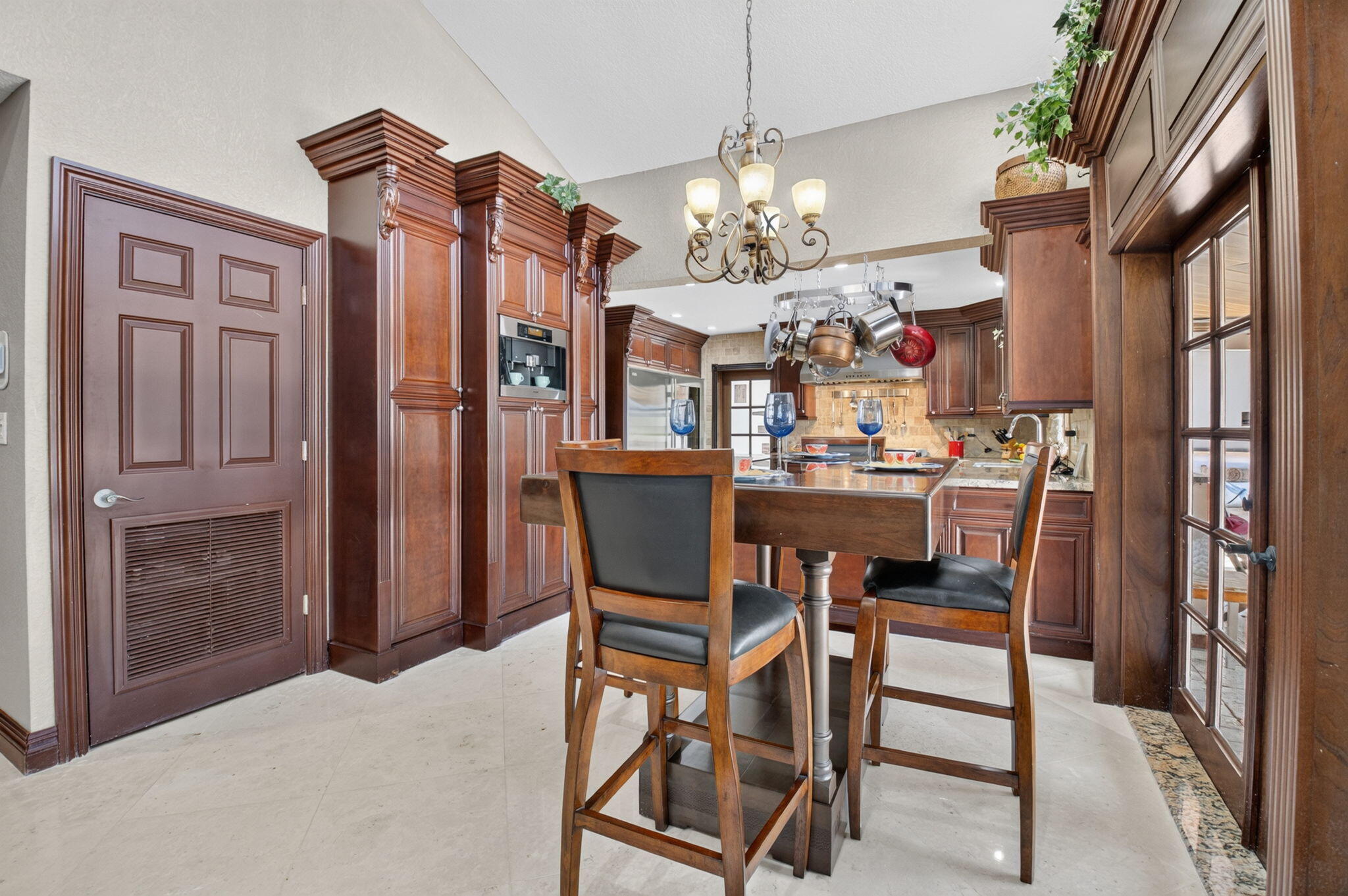 663 Deer Creek Hollows Circle Property Photo 8