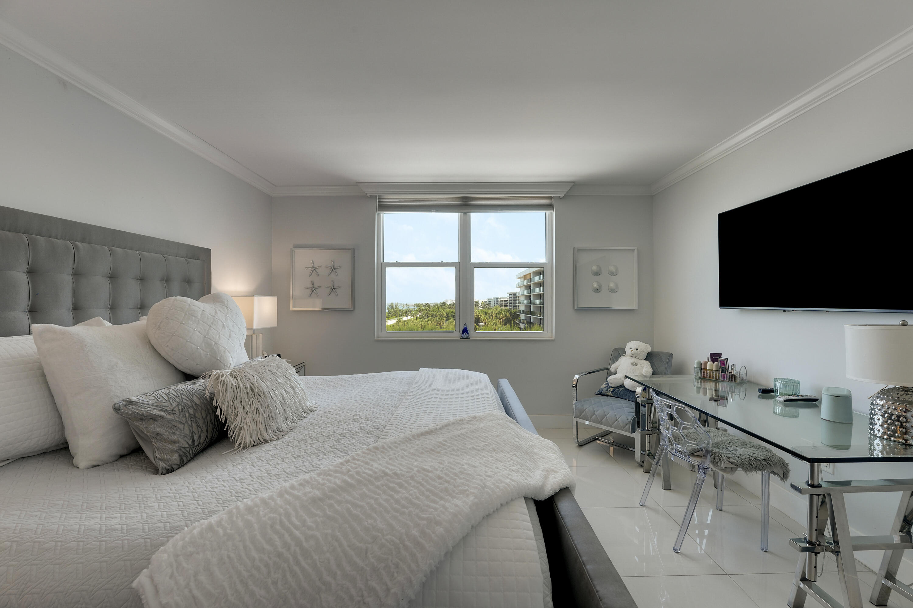 3450 S Ocean Boulevard 424 Property Photo 13