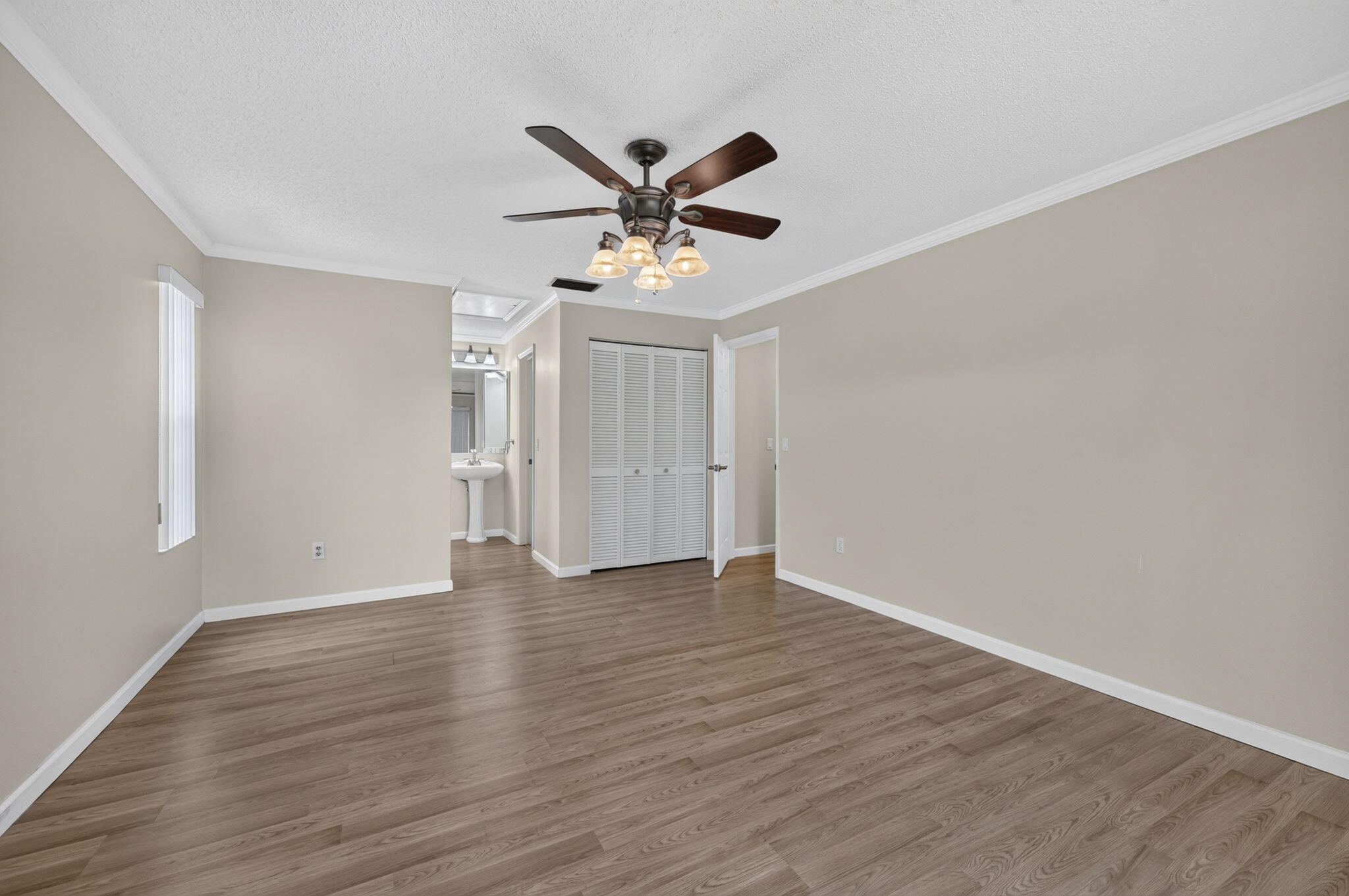 184 Mastic Tree Court Property Photo 31