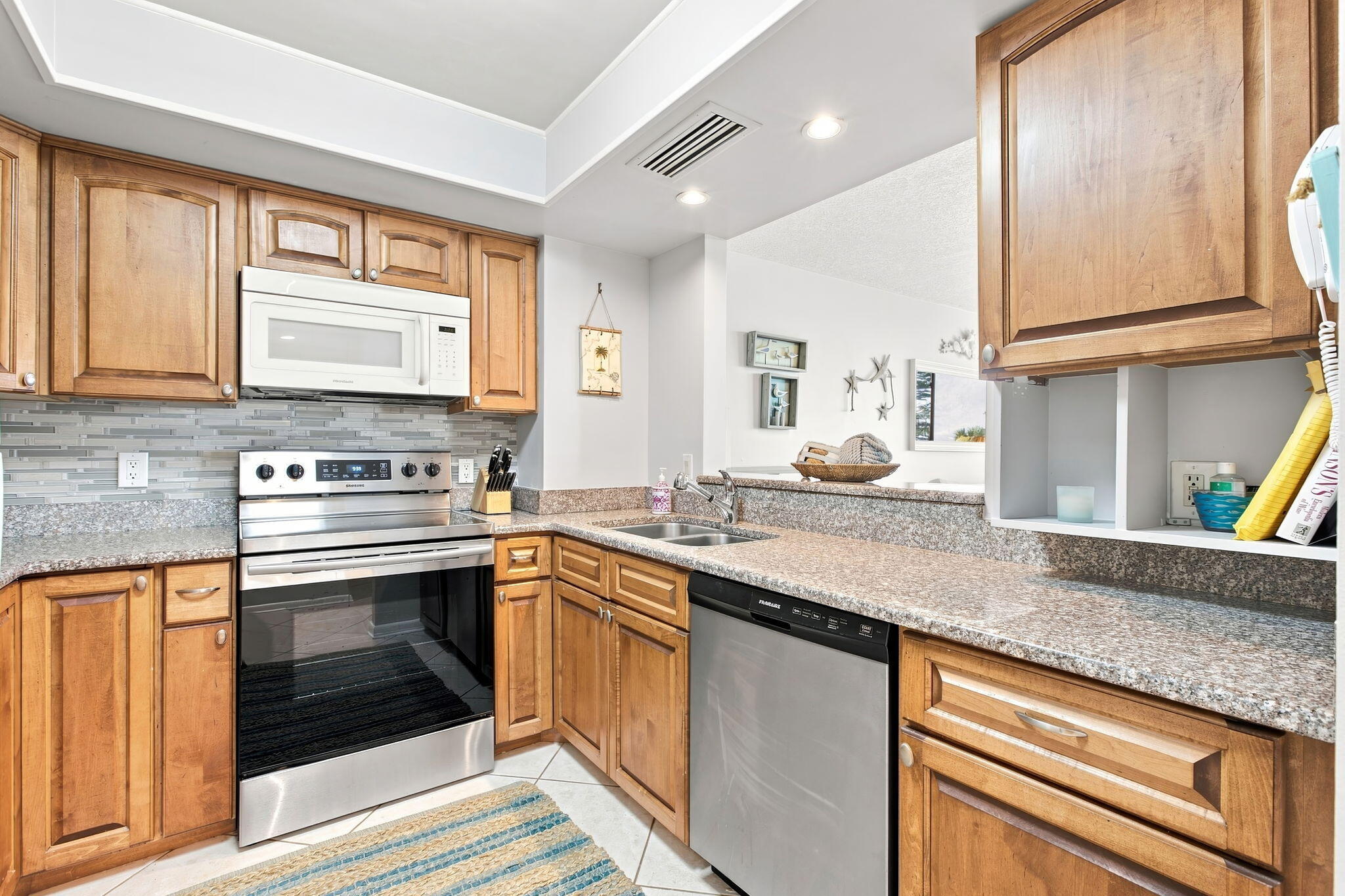 2800 N Highway A1a 302 Property Photo 7