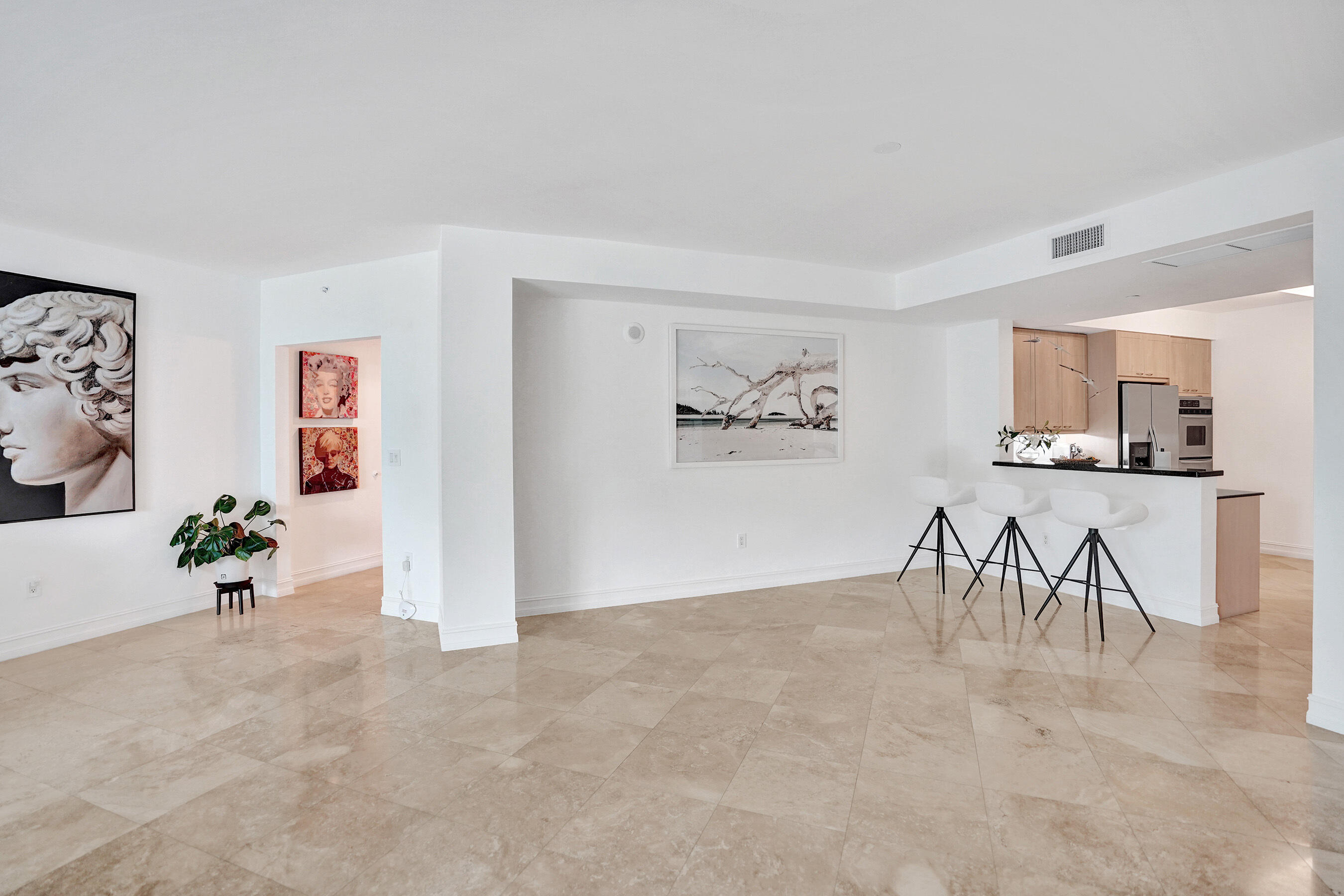 550 Se Mizner Boulevard B506 Property Photo 8