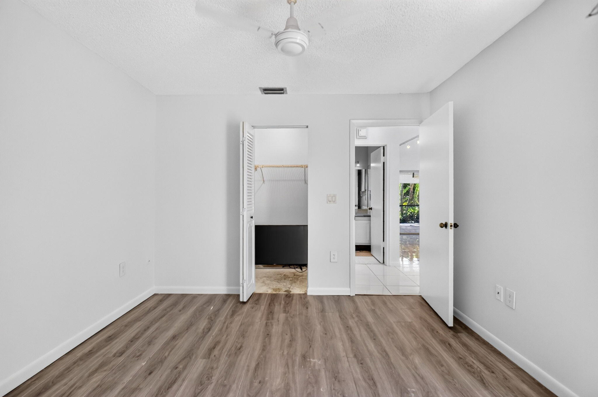 6747 Starkeys Place Property Photo 26