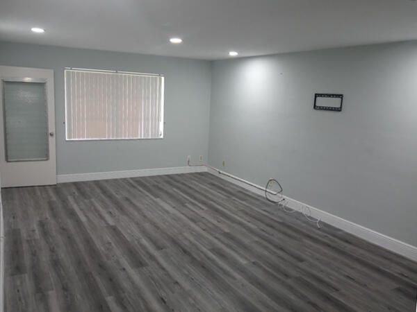 149 West Court Property Photo 1