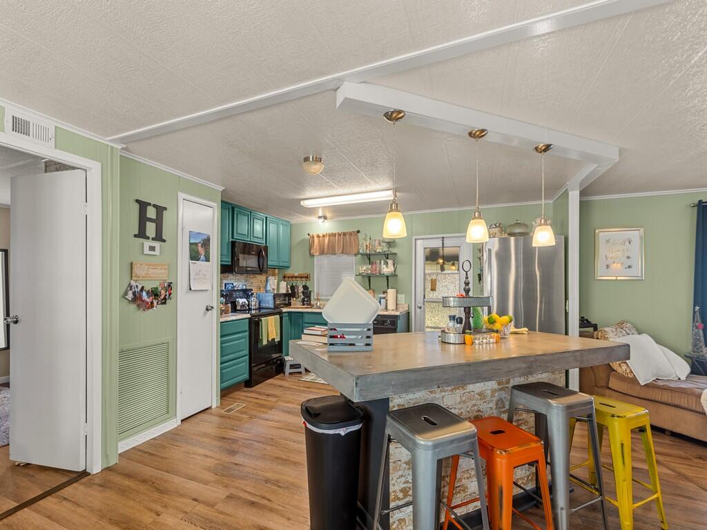 385 Ne Jade Circle Property Photo 16