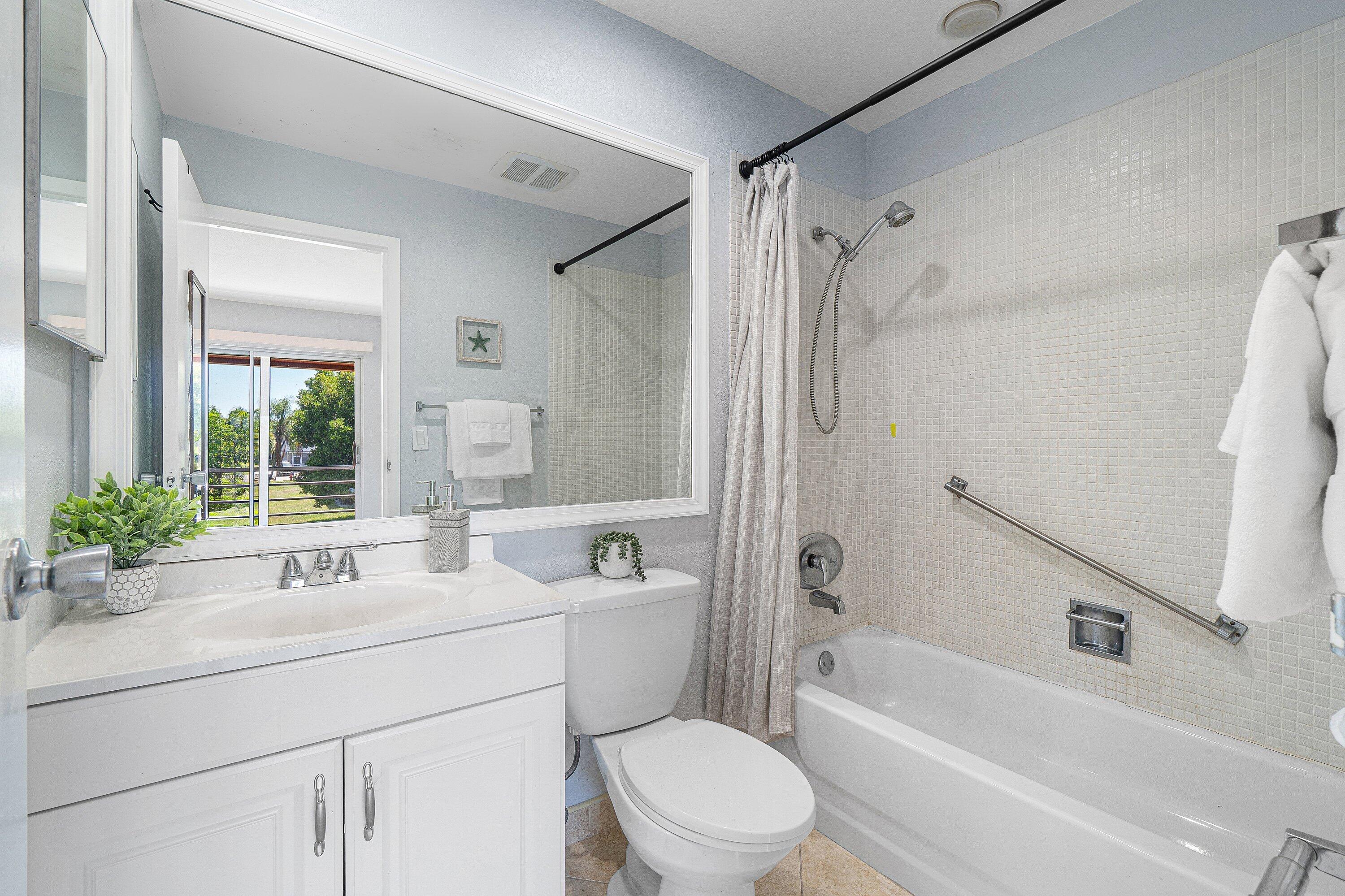 566 Saxony L Property Photo 23
