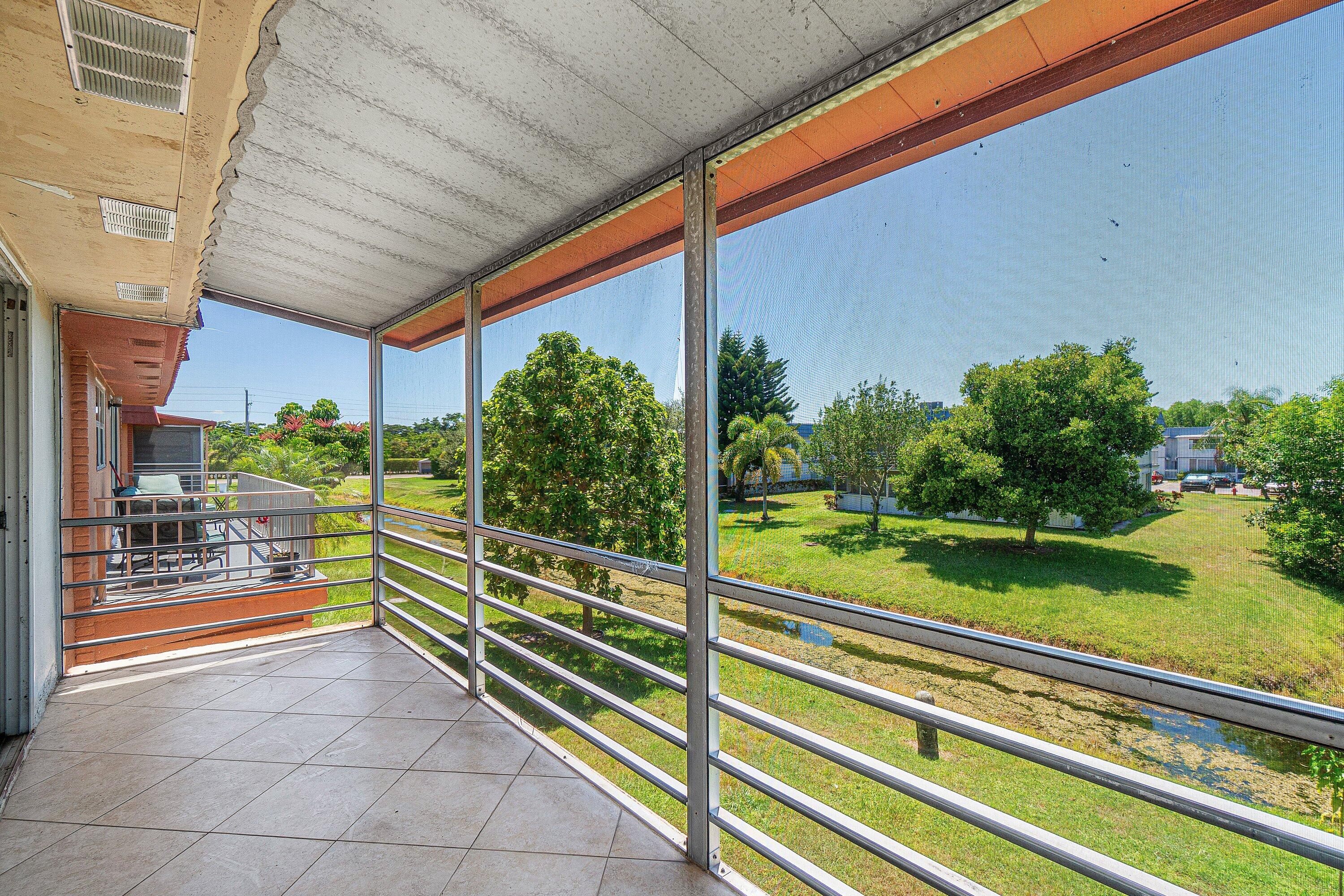 566 Saxony L Property Photo 26