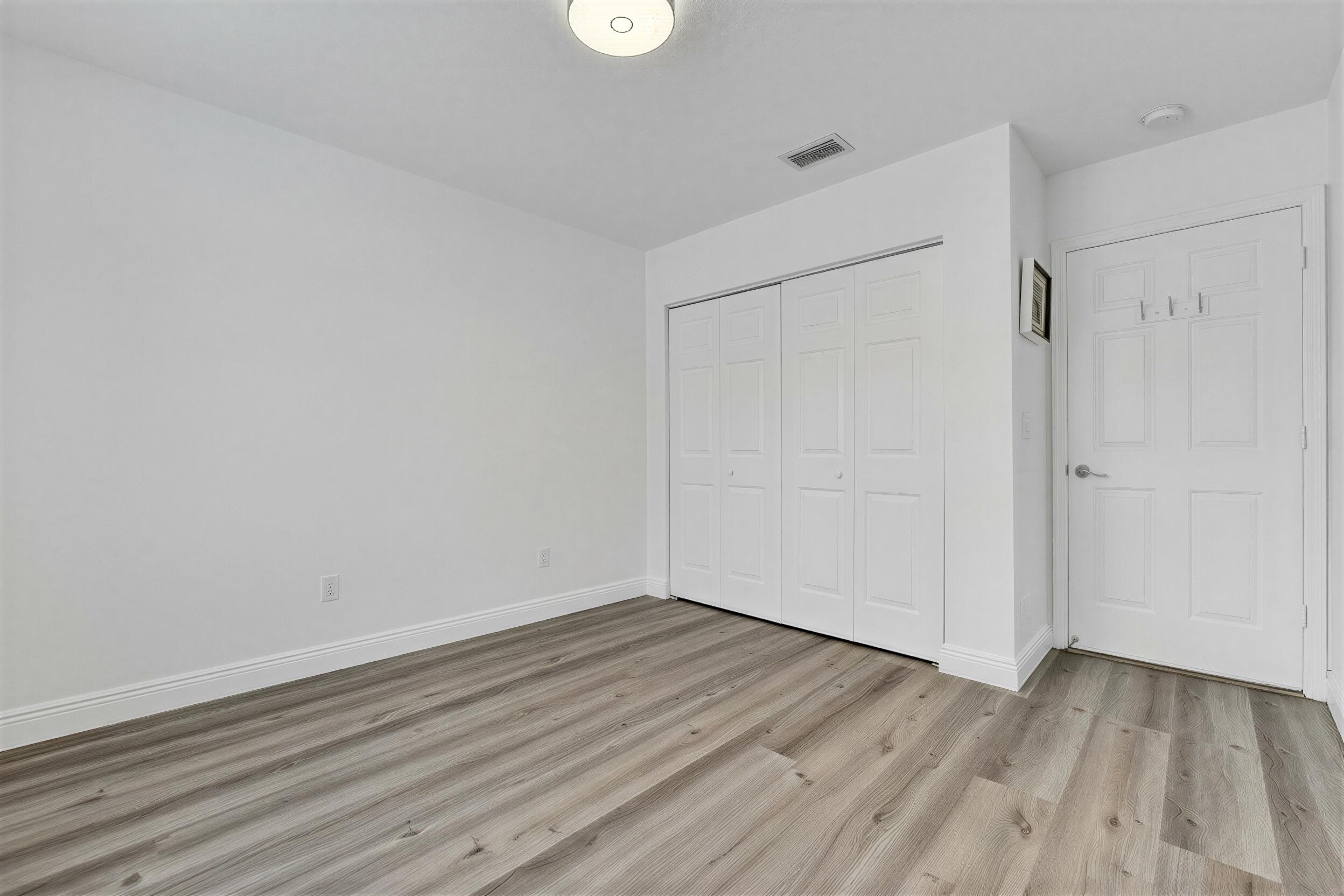 8255 Via Bella Property Photo 19