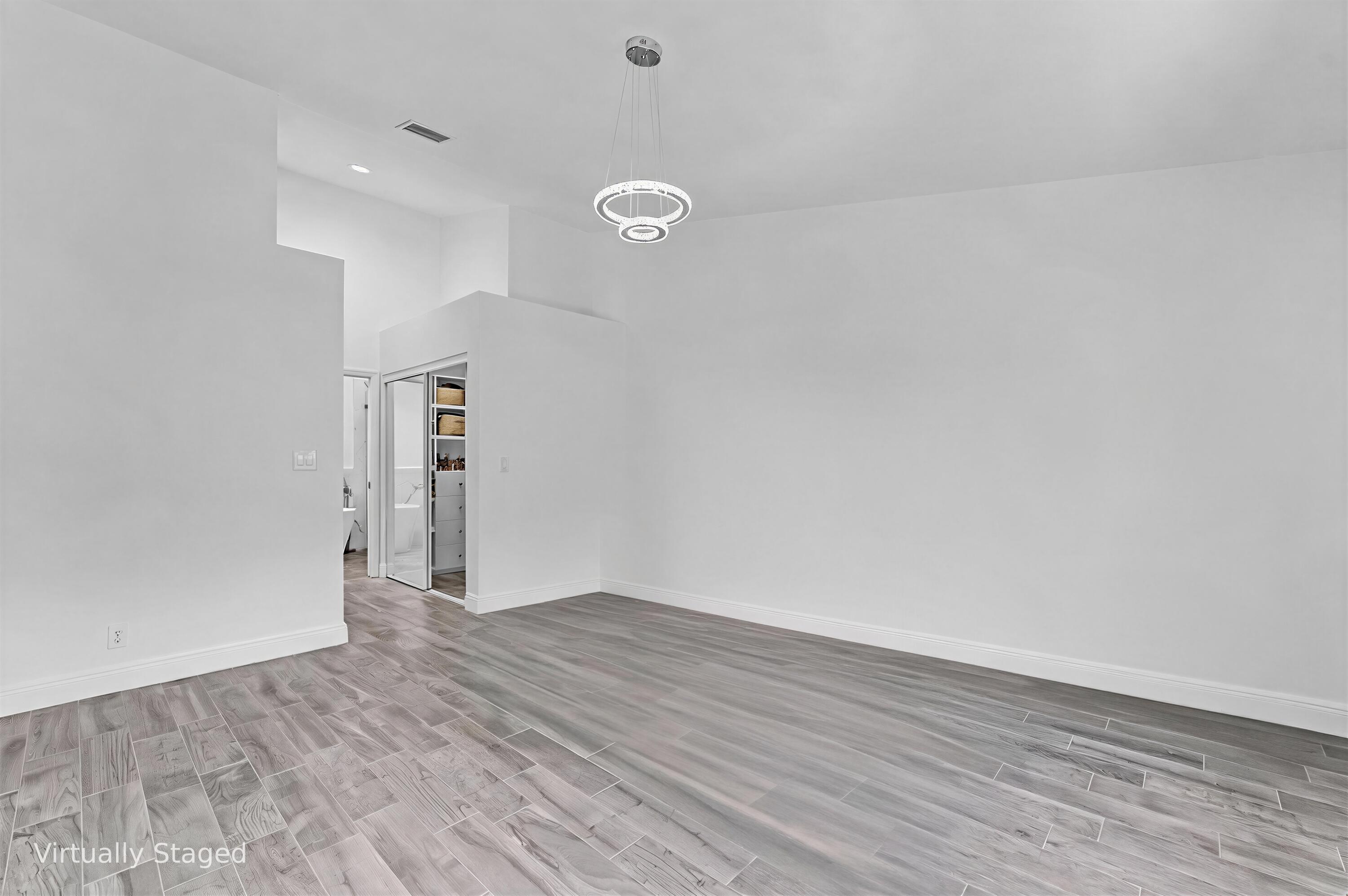 8255 Via Bella Property Photo 23
