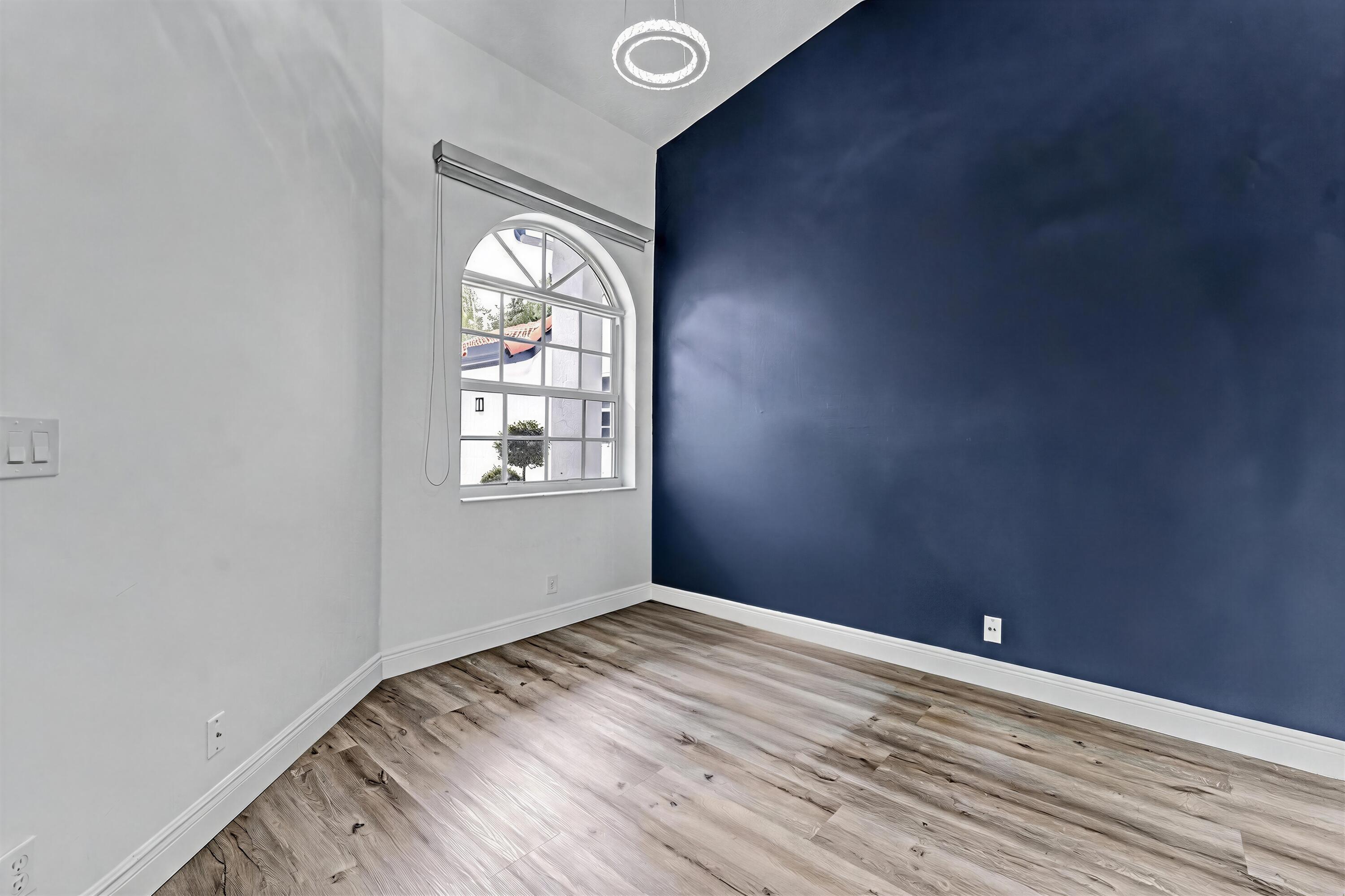 8255 Via Bella Property Photo 46
