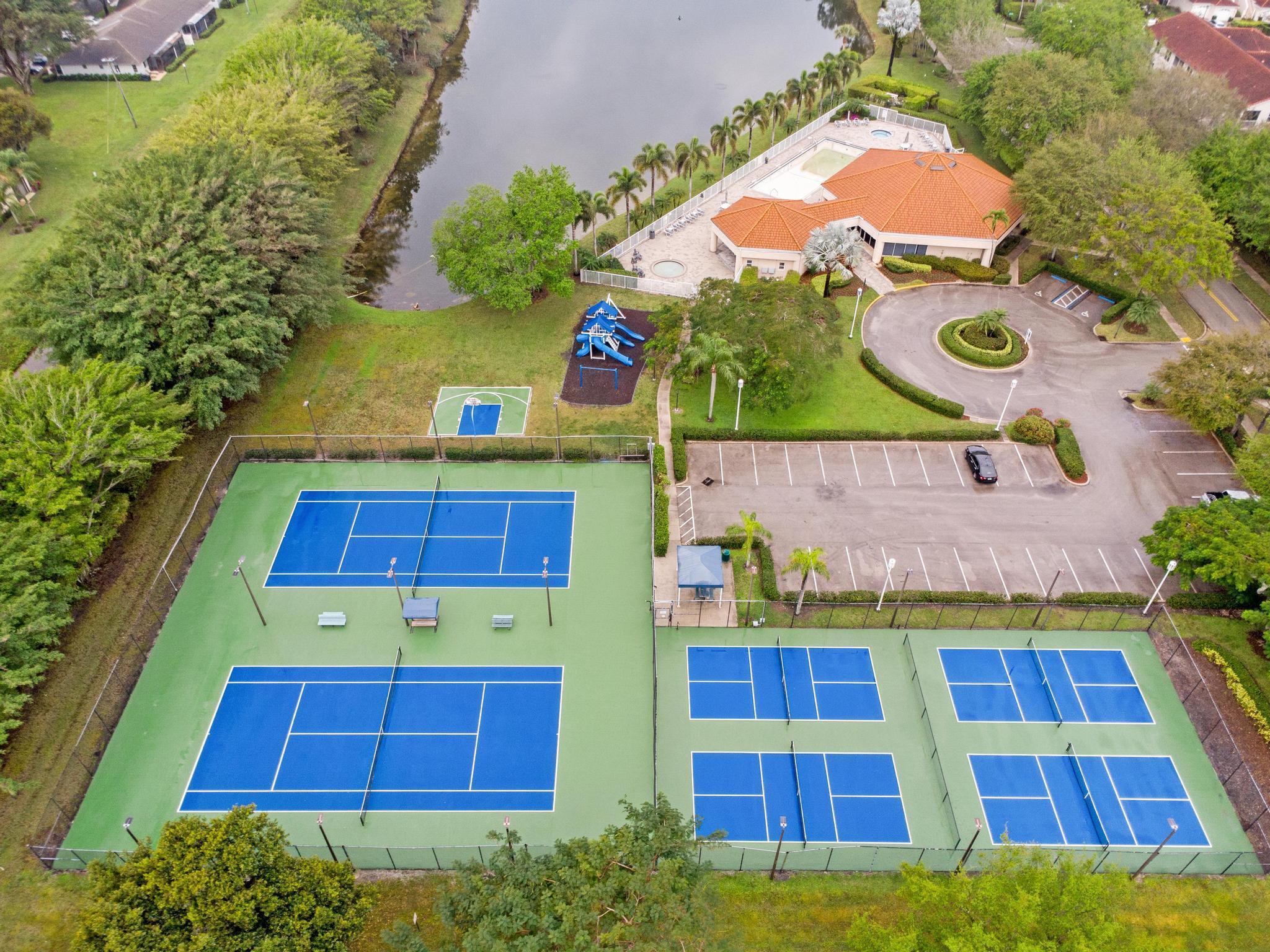 8255 Via Bella Property Photo 63