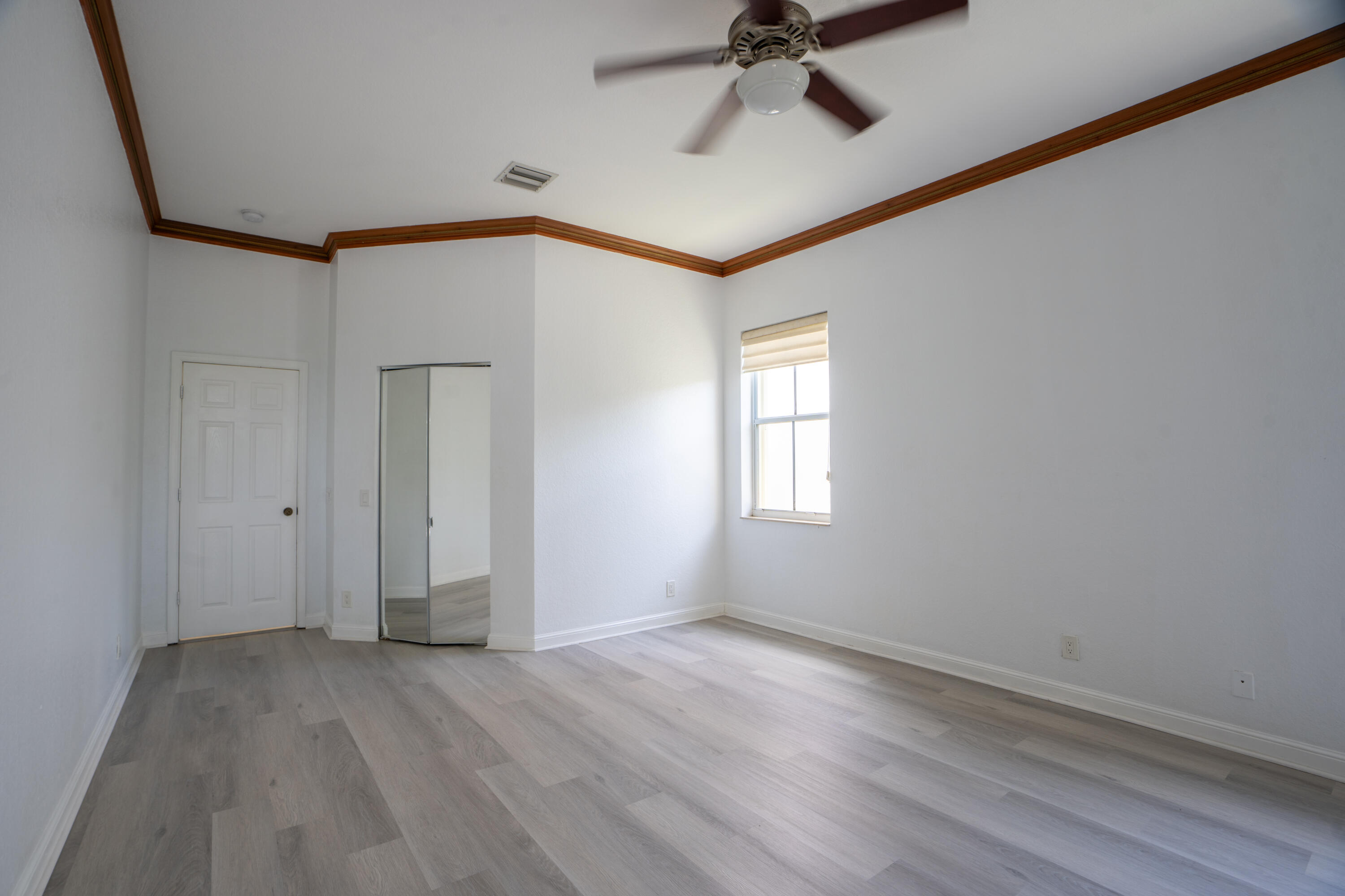 1002 Lavender Circle Property Photo 2