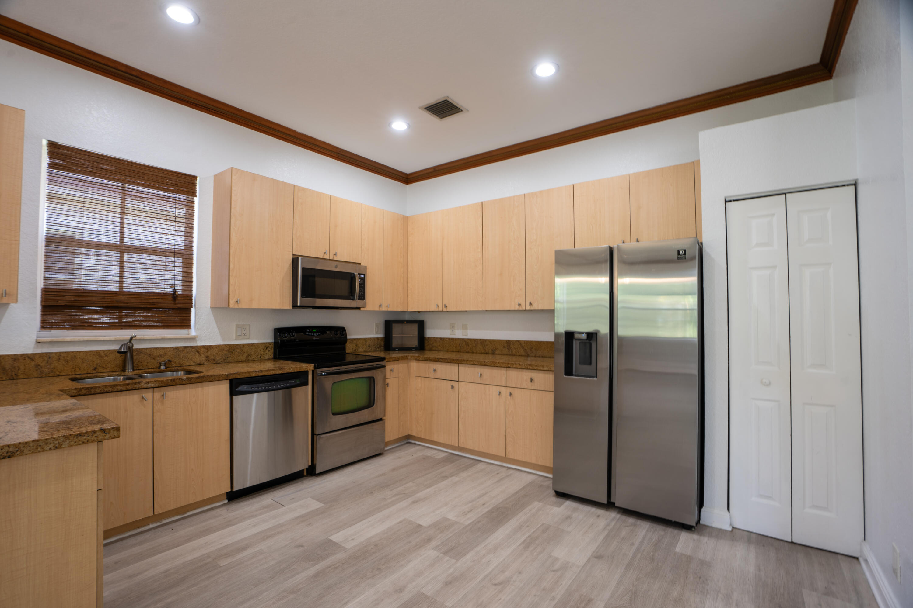 1002 Lavender Circle Property Photo 14