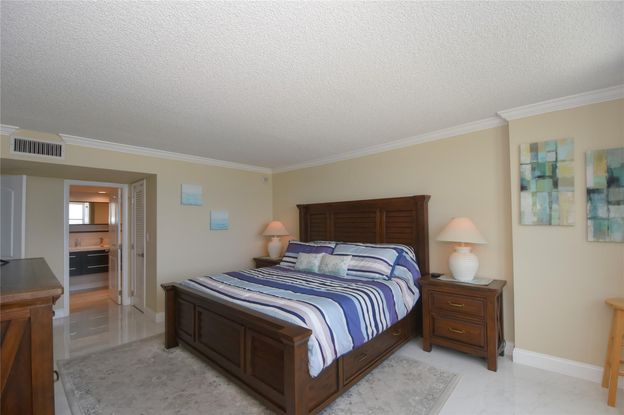 1012 N Ocean Boulevard 802 Property Photo 24