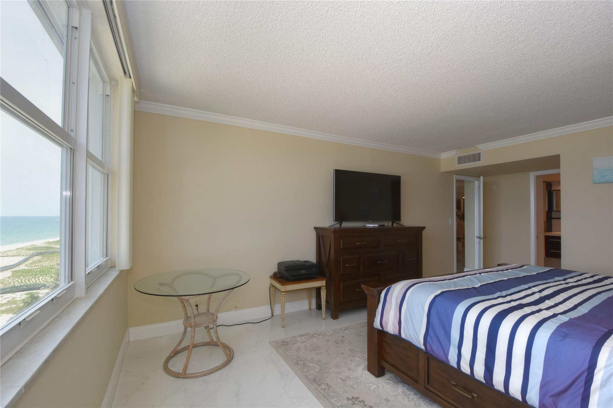 1012 N Ocean Boulevard 802 Property Photo 26