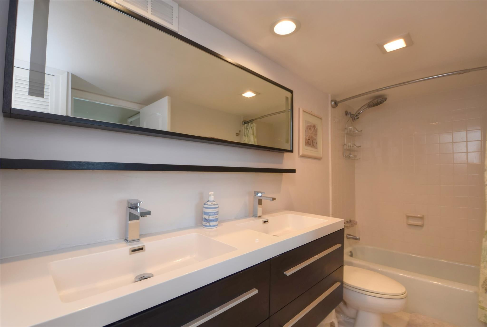 1012 N Ocean Boulevard 802 Property Photo 28