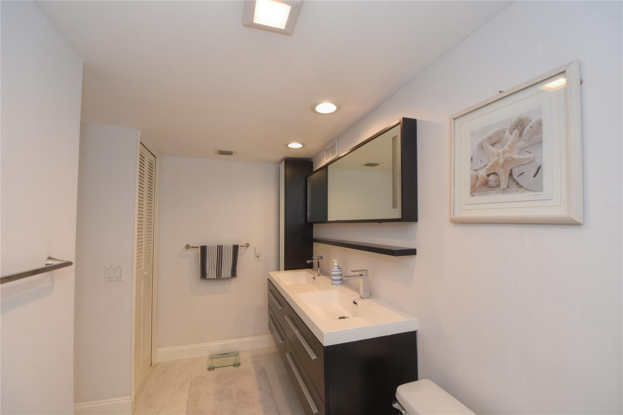 1012 N Ocean Boulevard 802 Property Photo 29