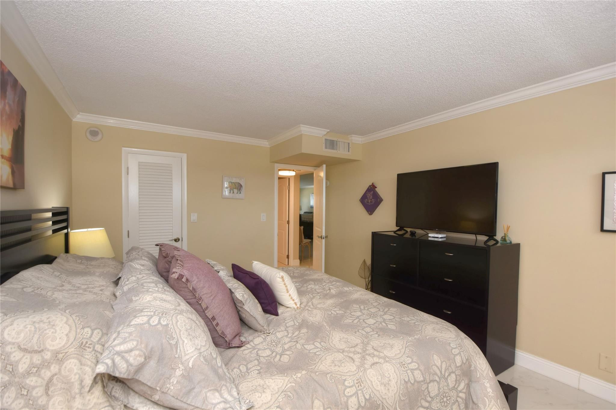 1012 N Ocean Boulevard 802 Property Photo 30