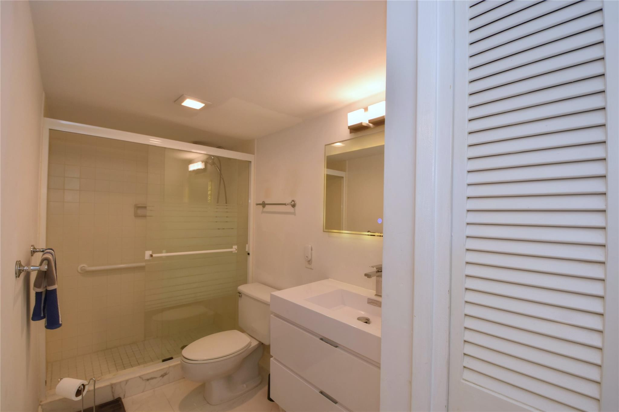1012 N Ocean Boulevard 802 Property Photo 38