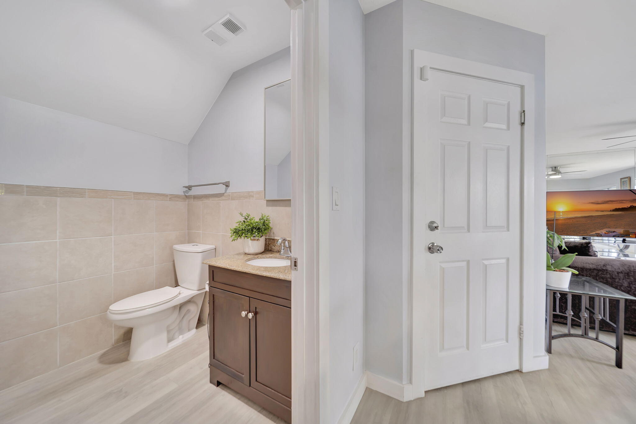 5456 Nw 44th Way Property Photo 14