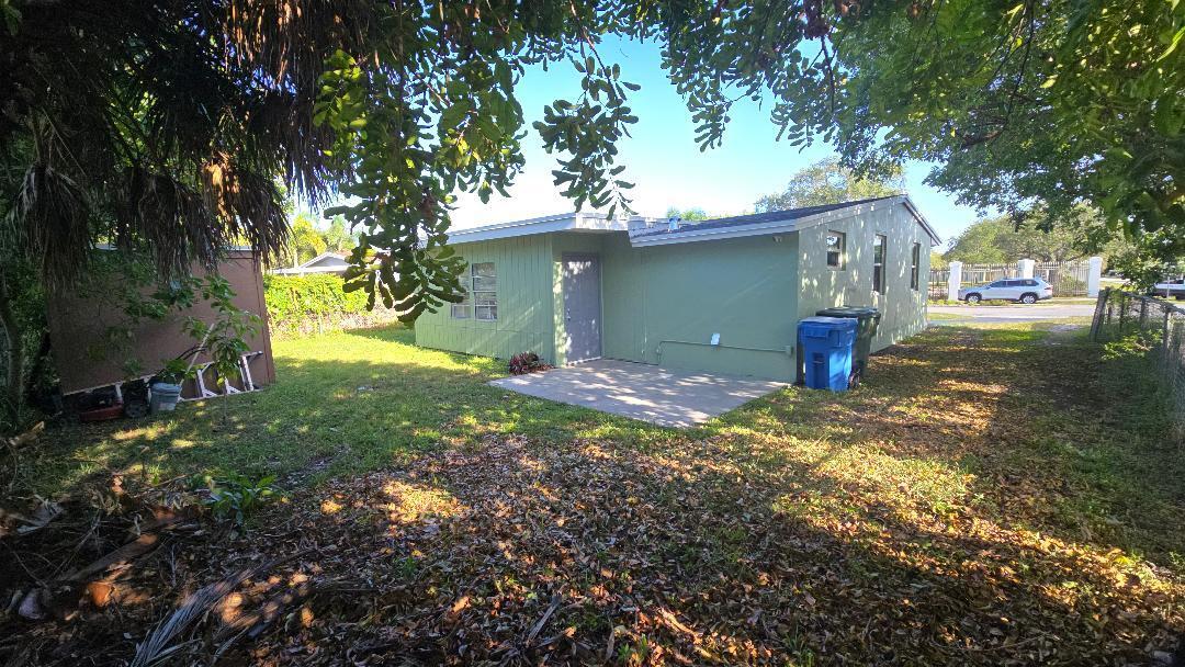 911 Ne 58th Street Property Photo 19