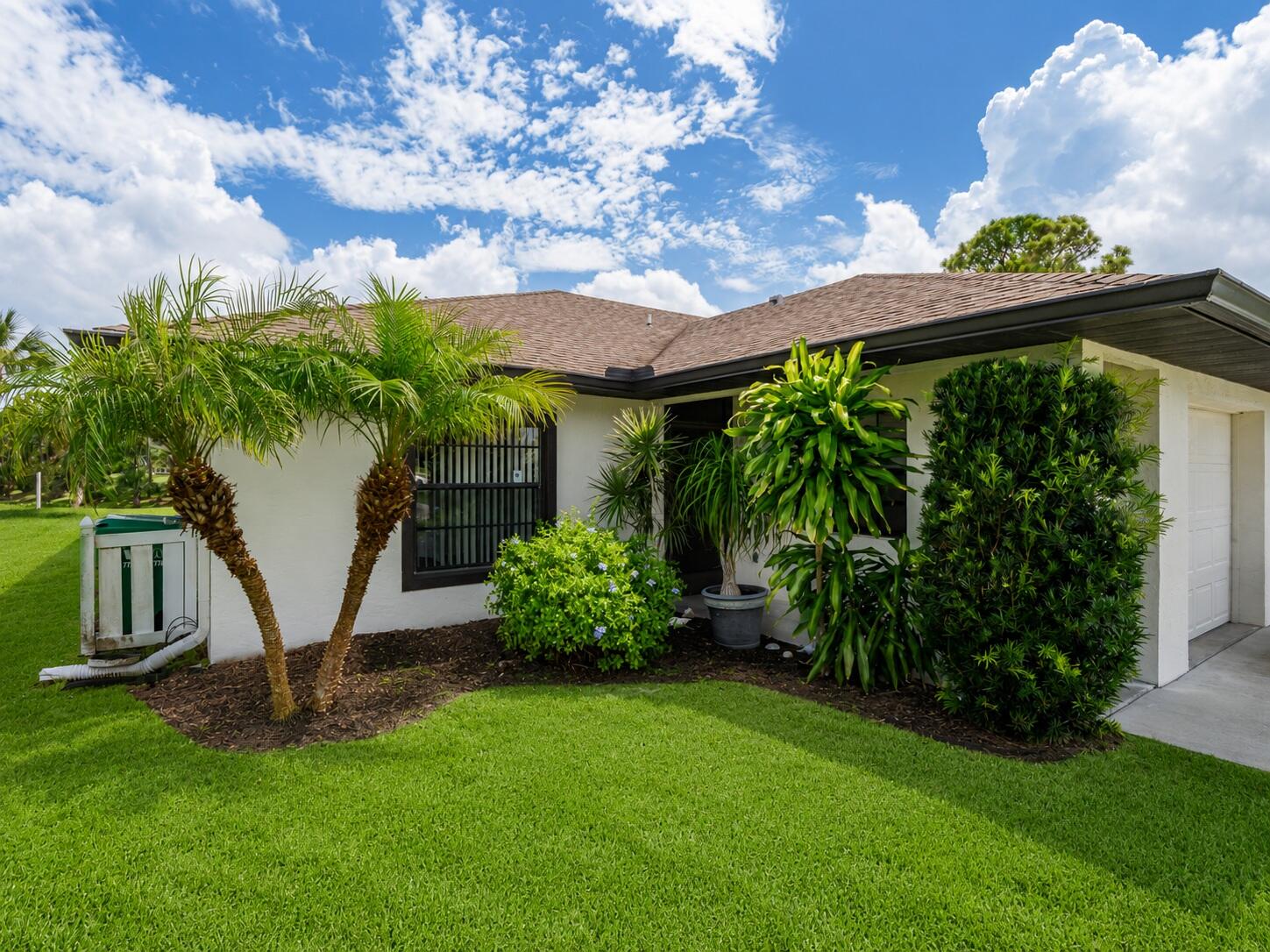 307 S Wimbrow Drive Property Photo 3