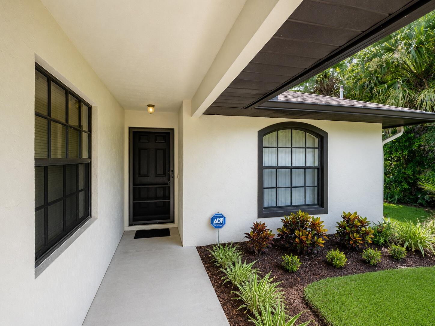 307 S Wimbrow Drive Property Photo 4