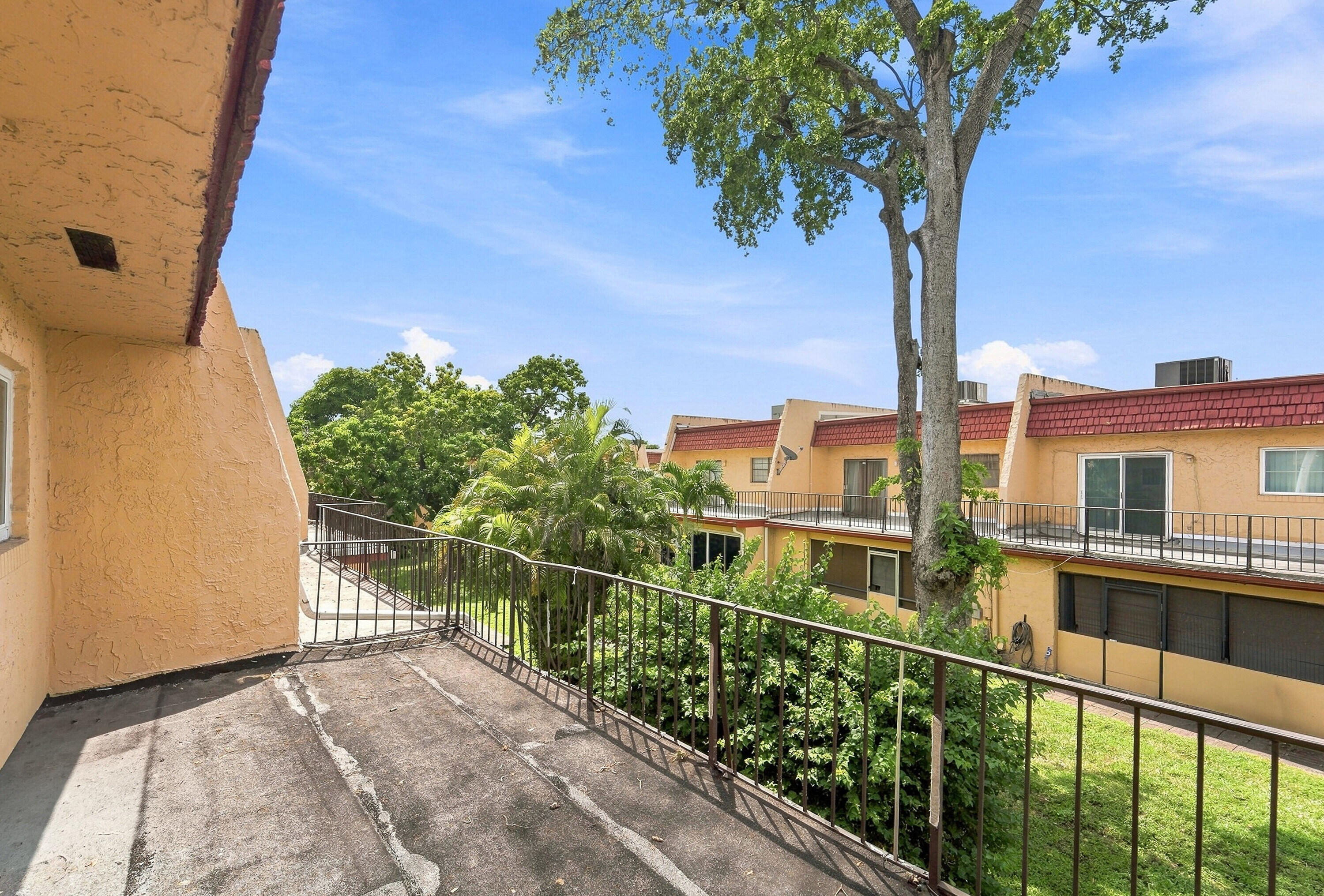 6 Spinning Wheel Lane Property Photo 12