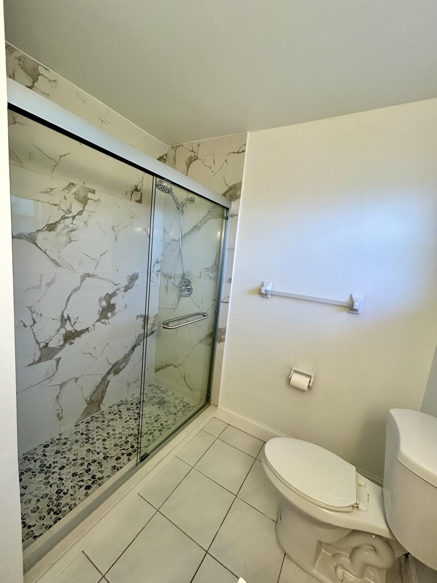 2895 Crosley Drive W C Property Photo 11