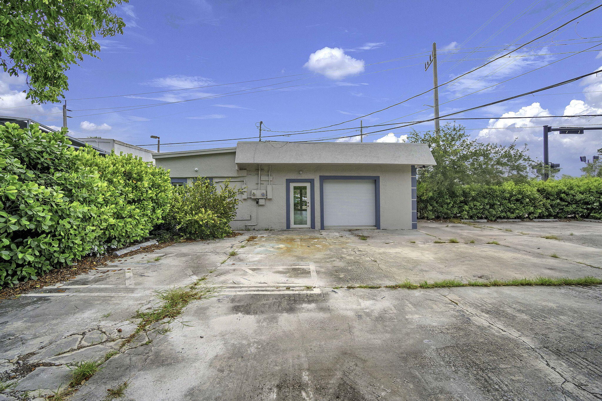 3311 N Dixie Property Photo 4